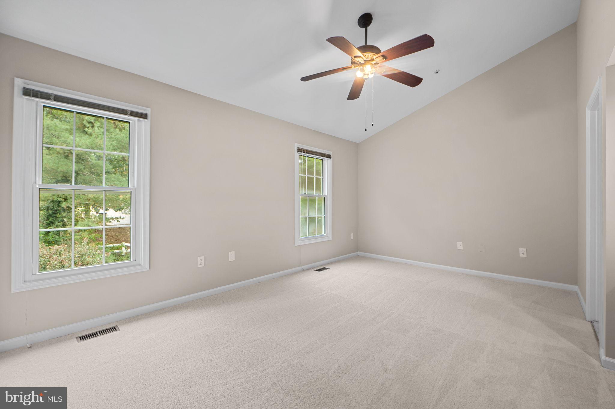 PARADISE / LANDS BAY - Residential