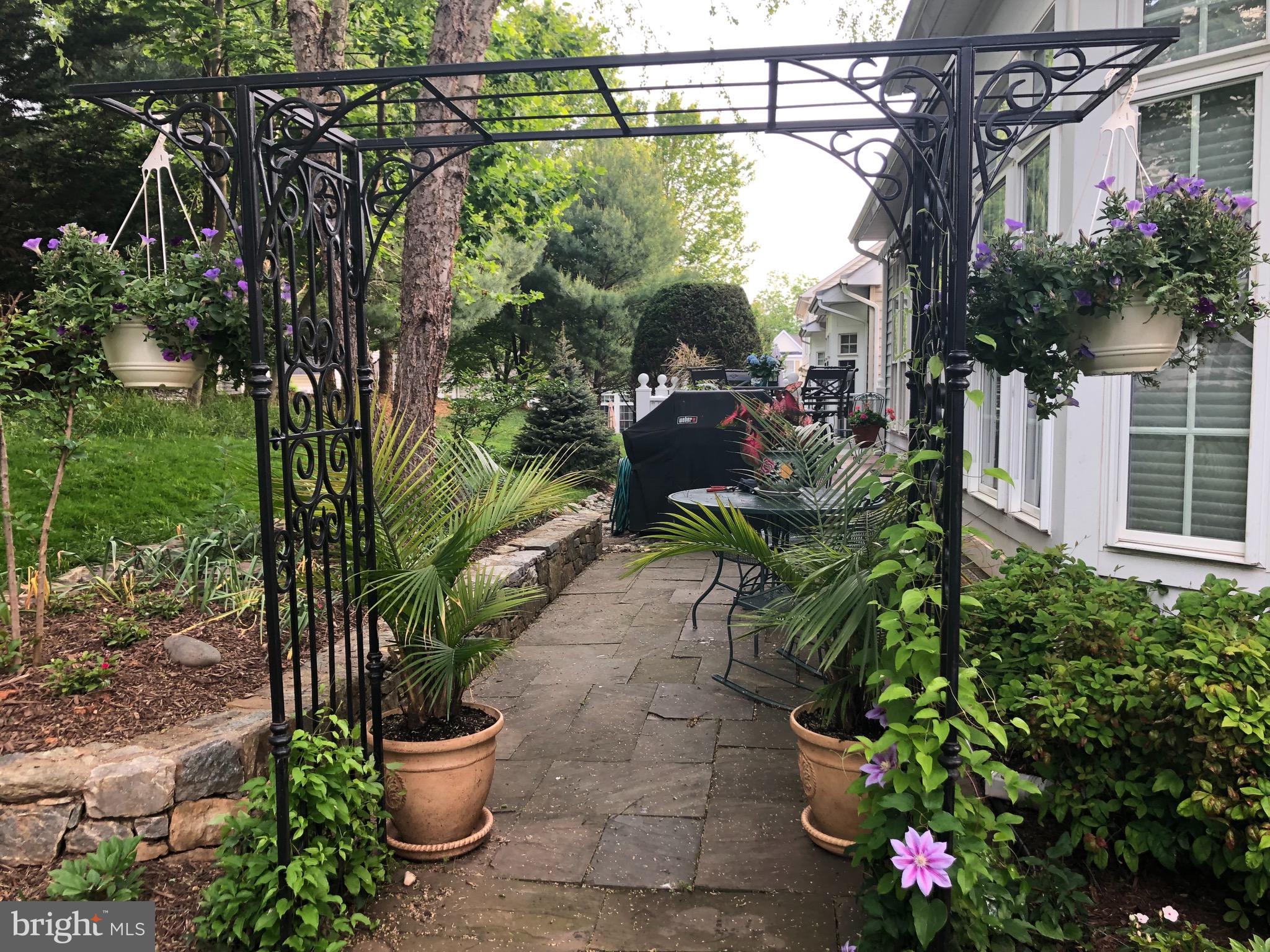 REGENCY AT LEISURE WORLD - Residential