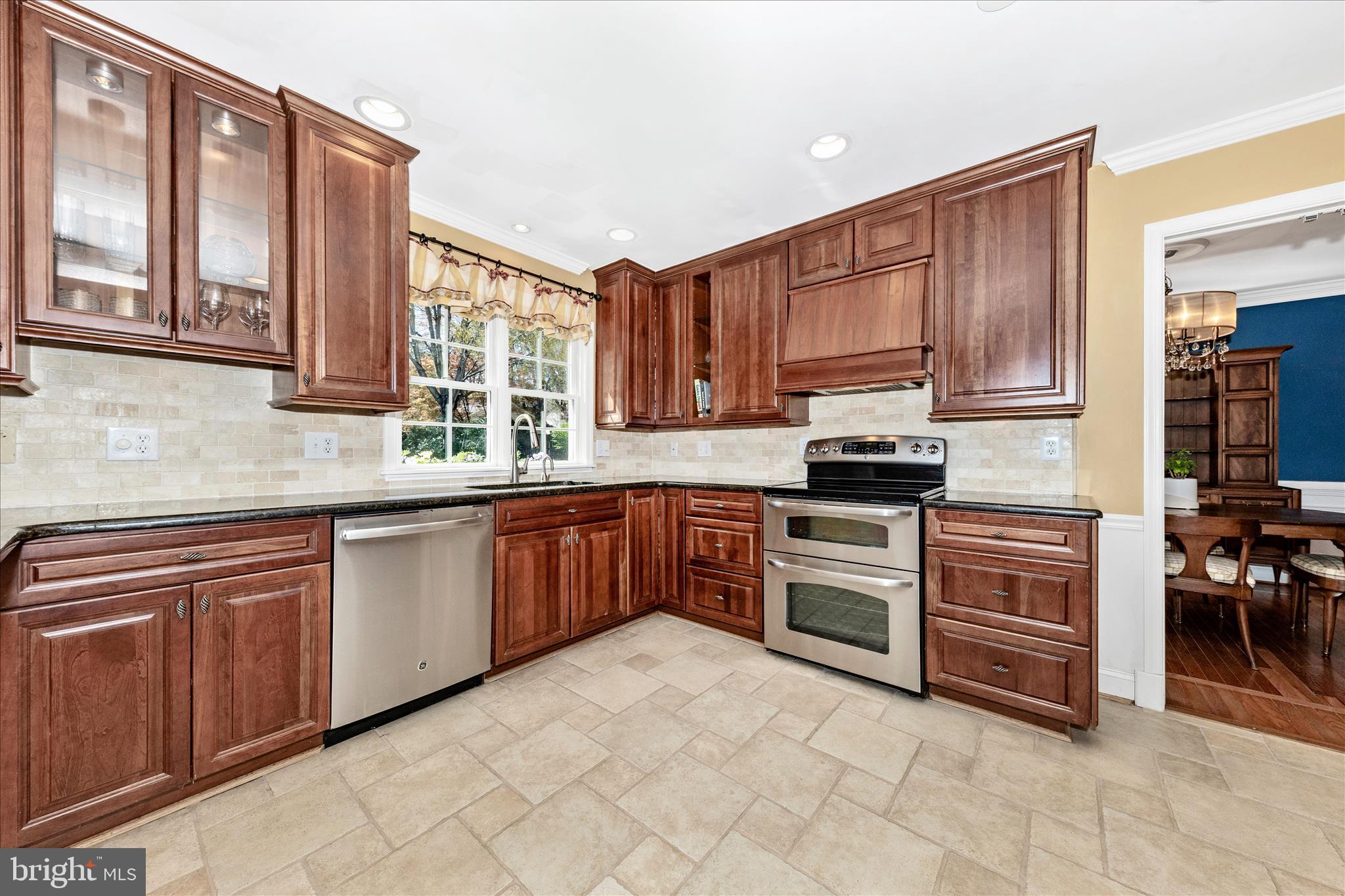 MILLS FARM - Residential