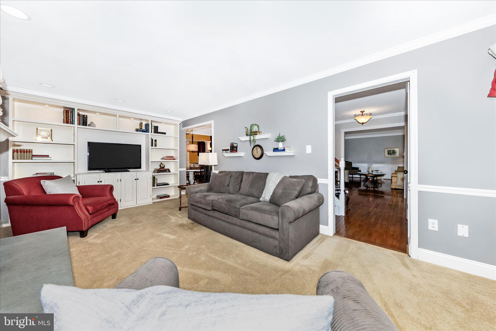 MILLS FARM - Residential