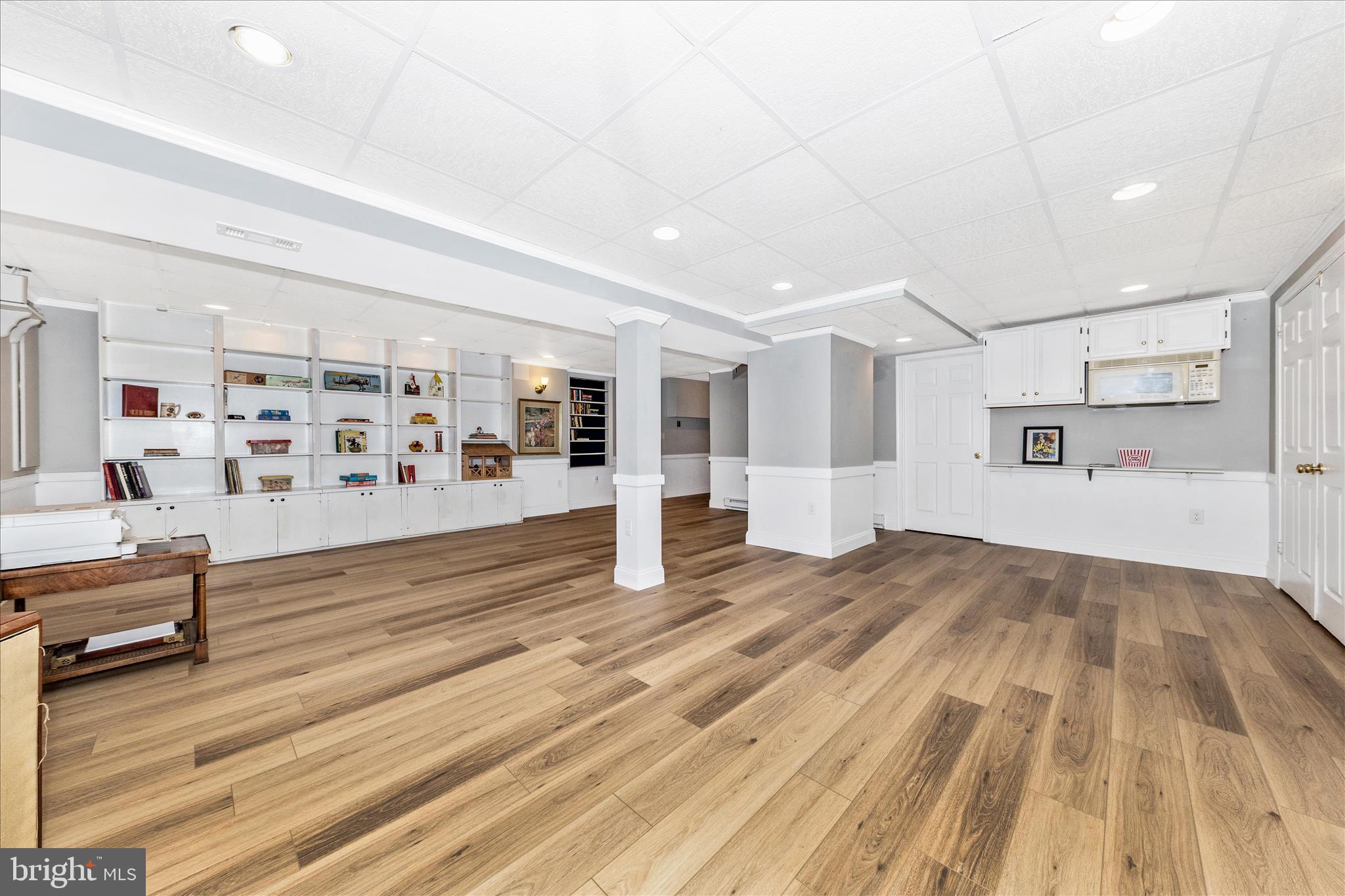 MILLS FARM - Residential