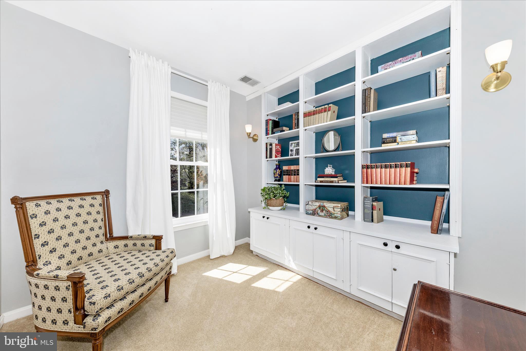 MILLS FARM - Residential