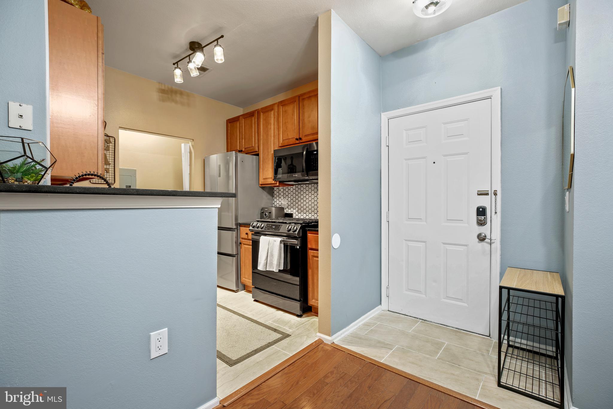 WHITE FLINT STATION - Residential Lease