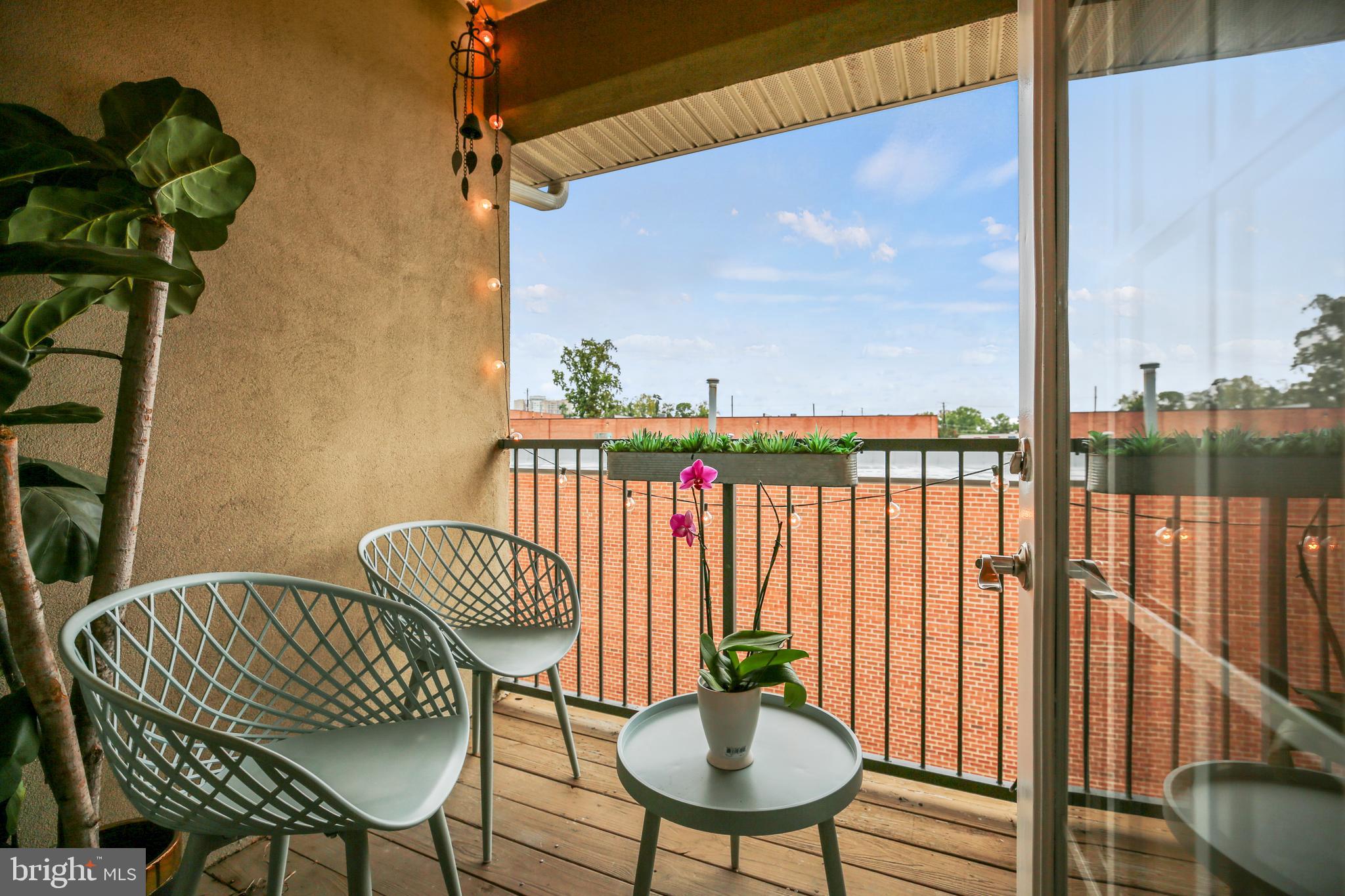 WHITE FLINT STATION - Residential Lease