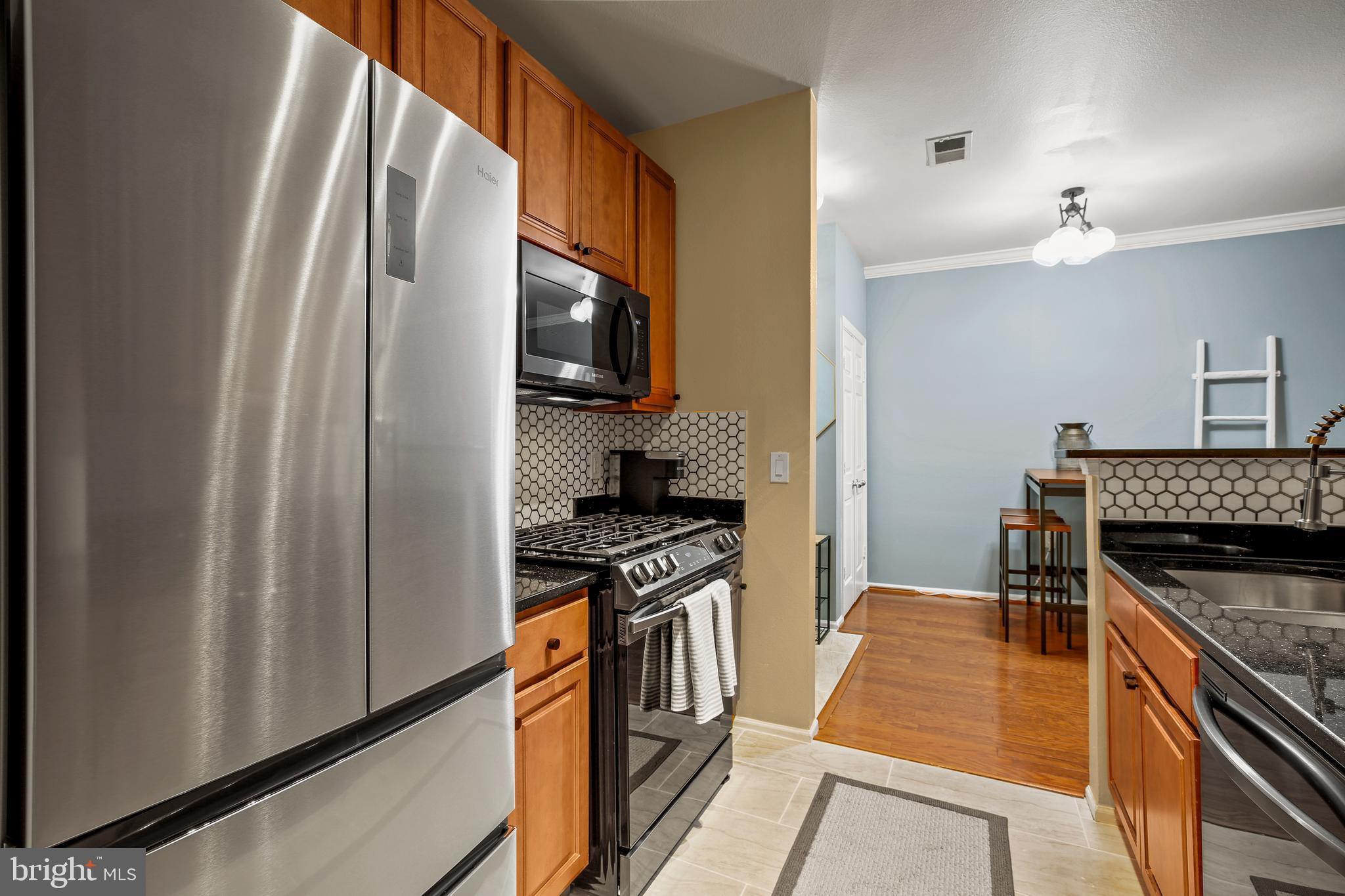 WHITE FLINT STATION - Residential Lease