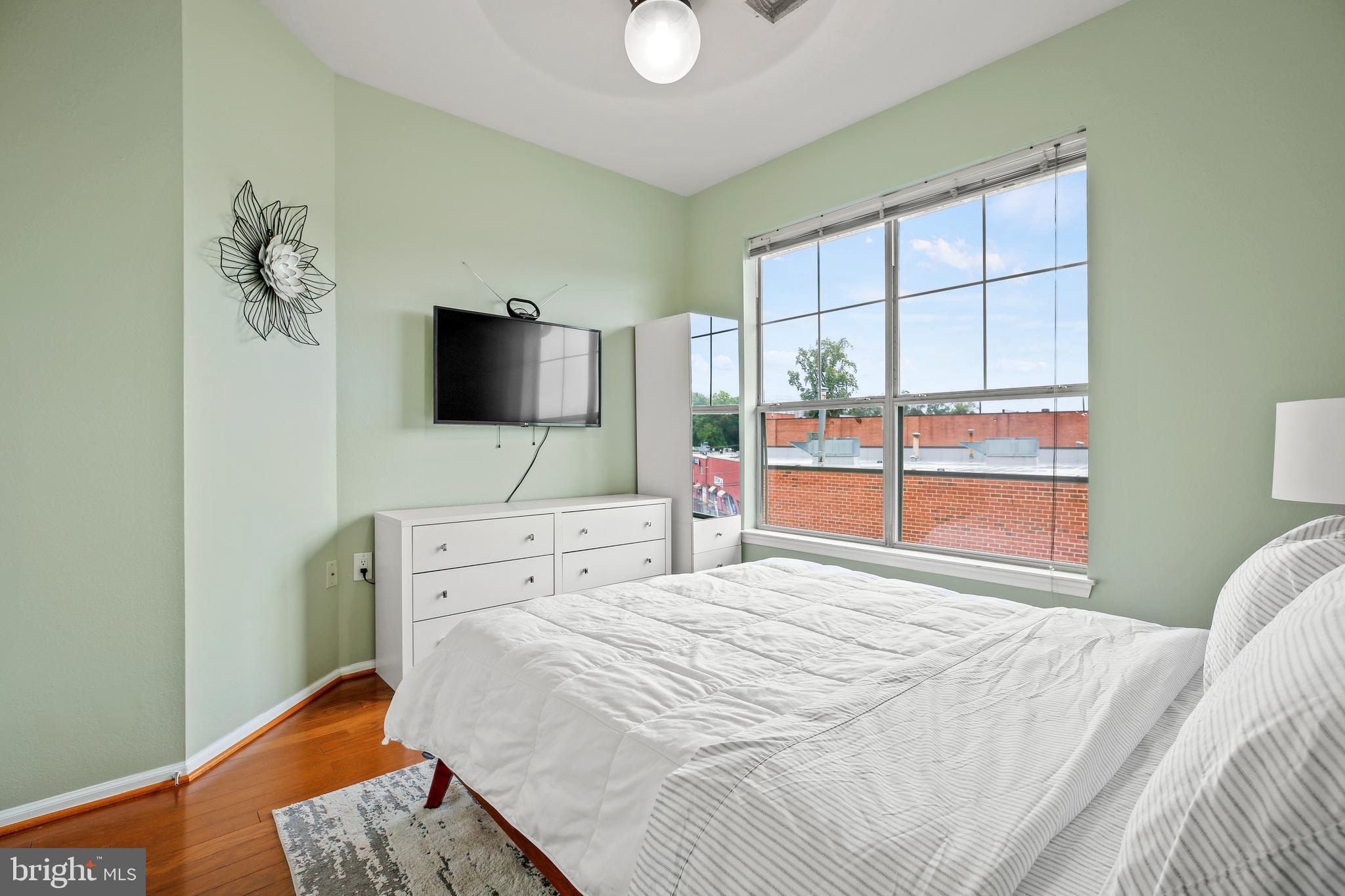 WHITE FLINT STATION - Residential Lease