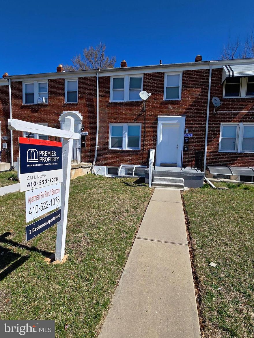 Introducing a charming 2 bedroom, 1 bathroom apartment located in East Baltimore. This cozy apartment features a stove, refrigerator, microwave, central air, central heat, street parking, washer/dryer, granite countertop, stainless steel appliances, new laminate flooring throughout, freshly painted walls, kitchen backsplash, and is conveniently situated on the first floor. With a prime location in Baltimore, MD, this apartment offers a comfortable and stylish living space for those looking to call East Baltimore home. Don't miss out on the opportunity to make this apartment yours!

Application Qualifications: Minimum monthly income 3 times the tenant’s portion of the monthly rent, acceptable rental history, credit history and criminal history, which all must be verifiable. The application fee is $42 per adult which is non-refundable. They must submit their two most recent pay-stubs along with picture I.D.