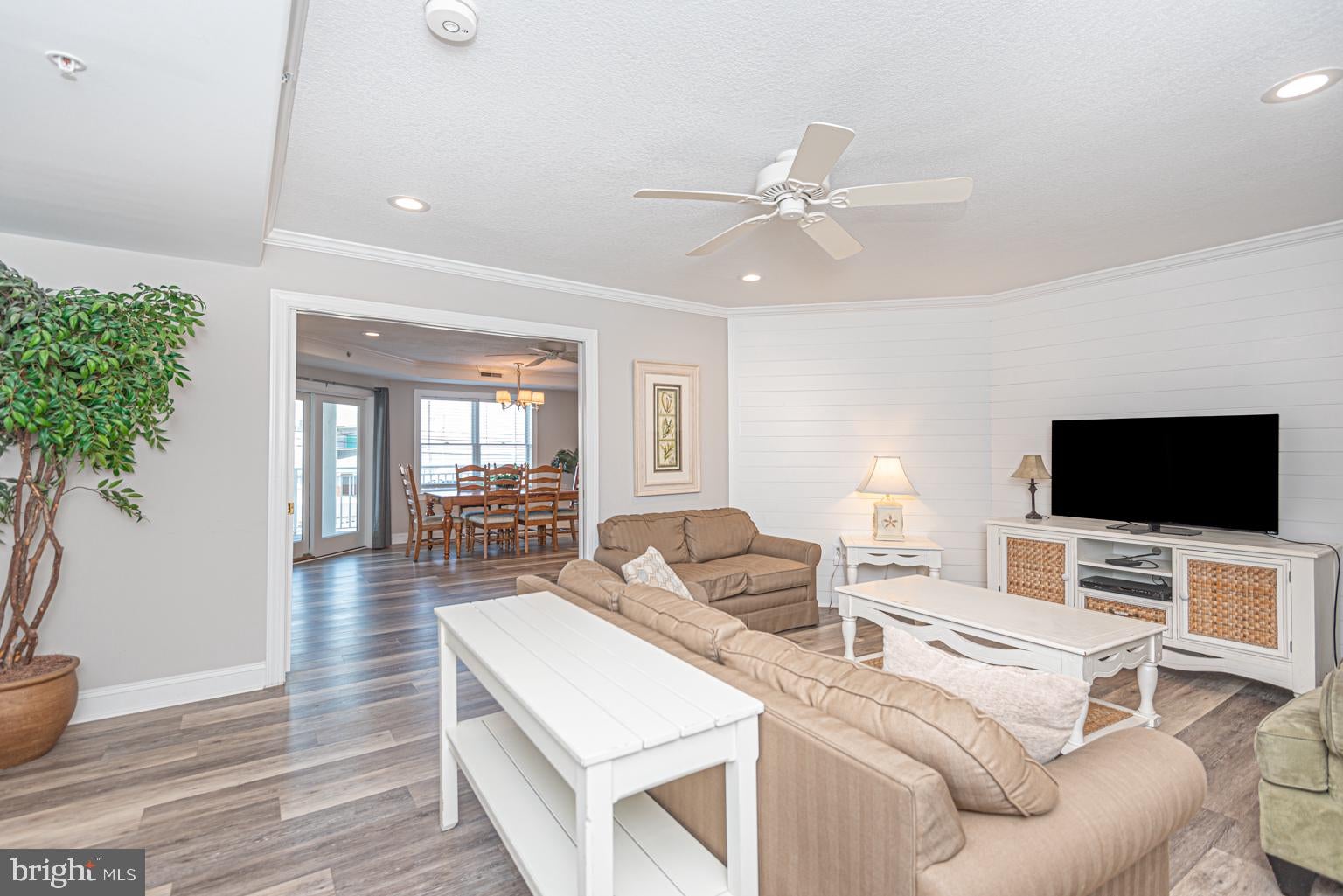 18 41ST STREET 103