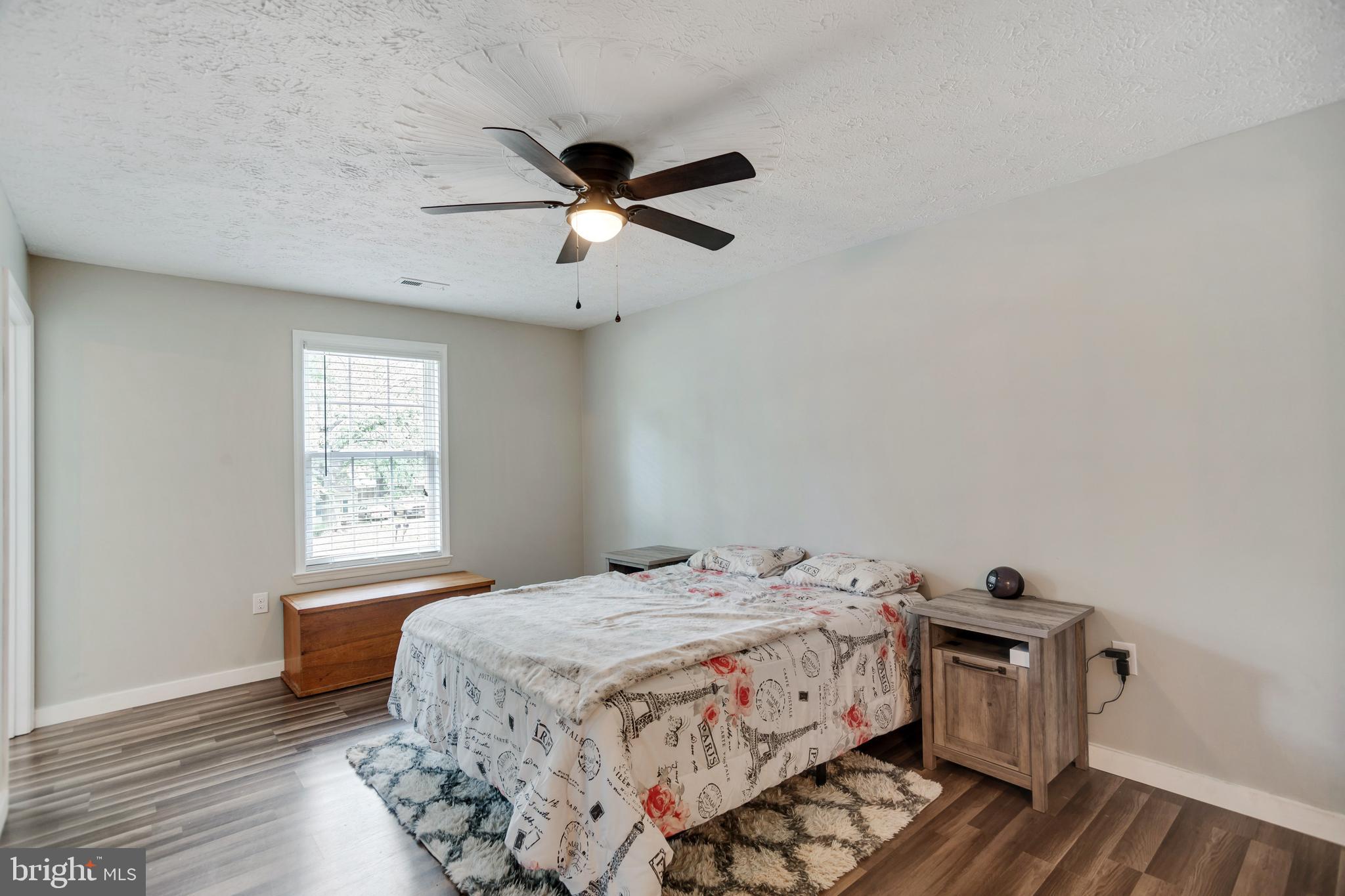 GOLDEN BEACH - Residential