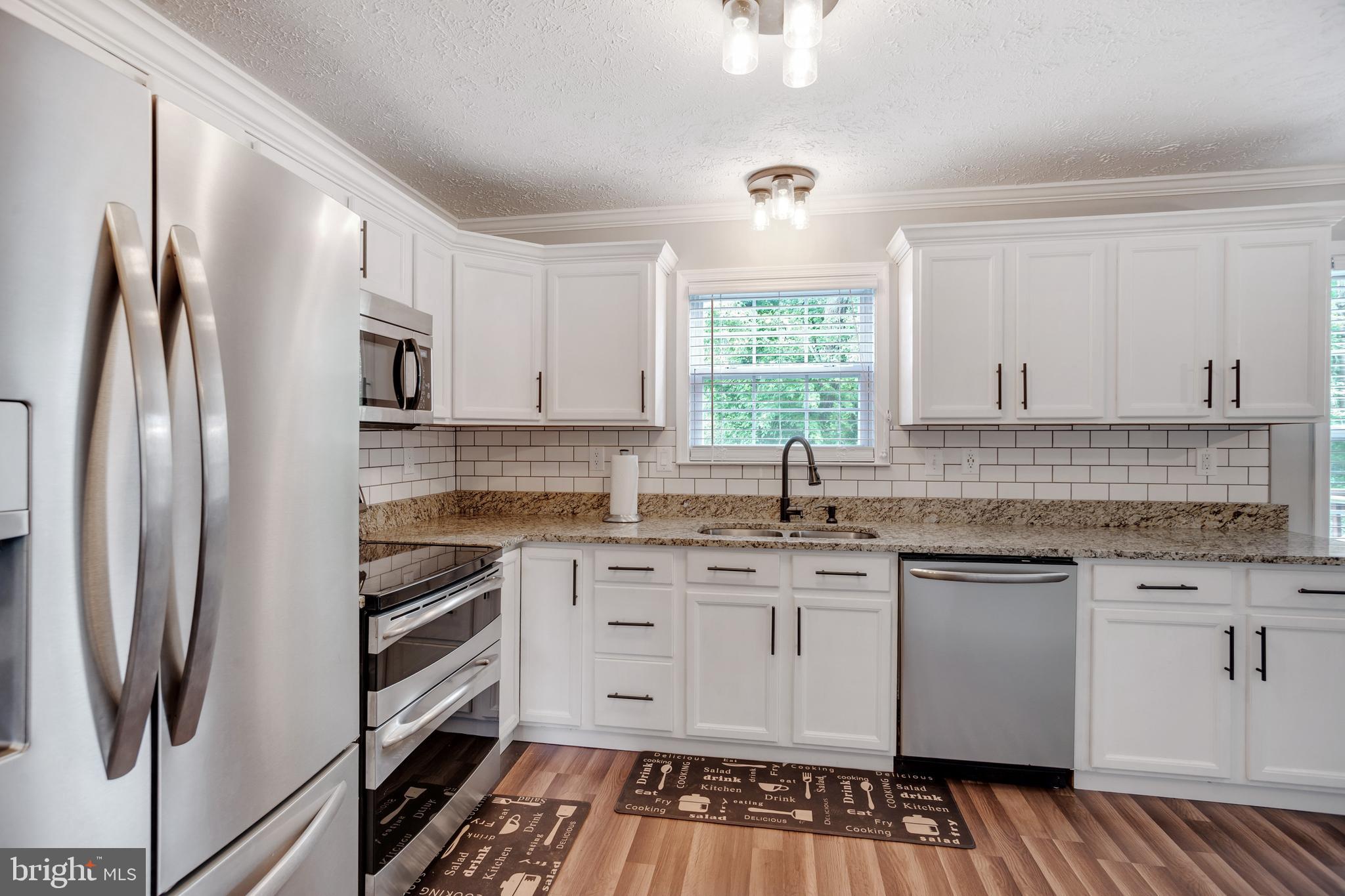 GOLDEN BEACH - Residential