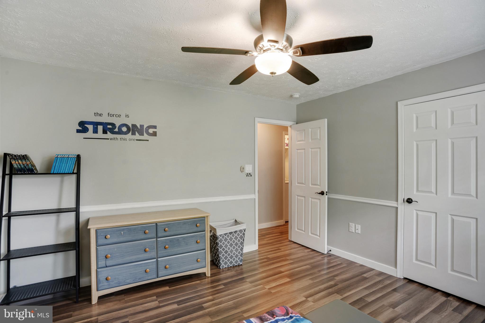 GOLDEN BEACH - Residential