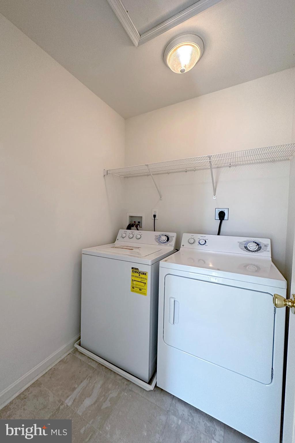 SUMMER HILL - Residential Lease