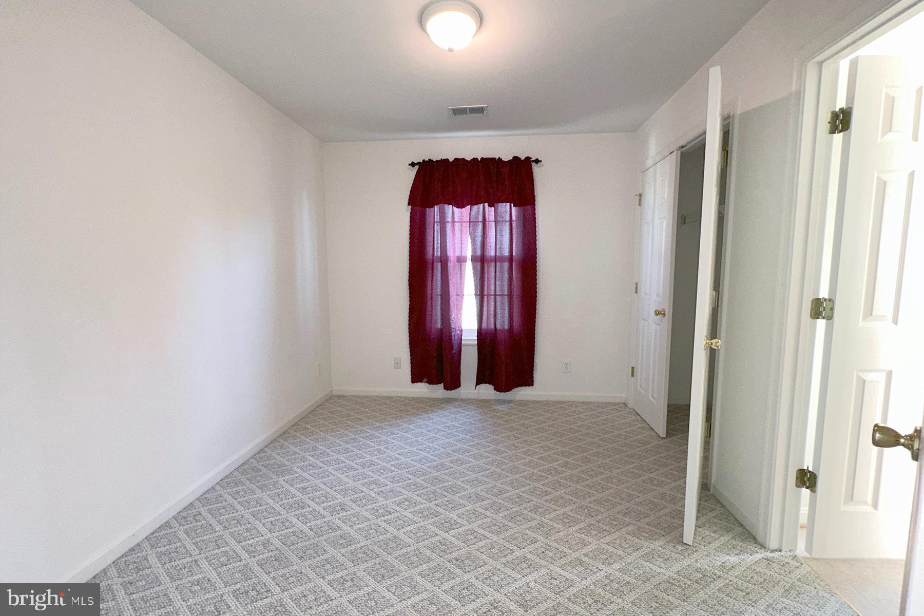 SUMMER HILL - Residential Lease