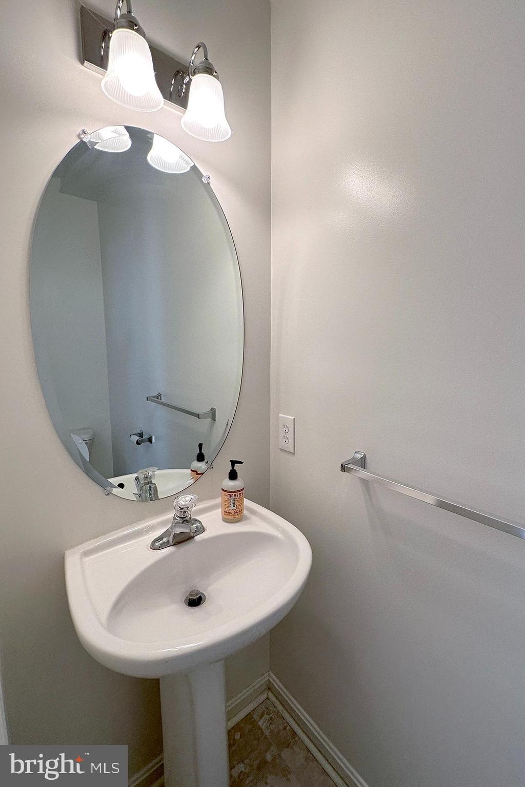 SUMMER HILL - Residential Lease