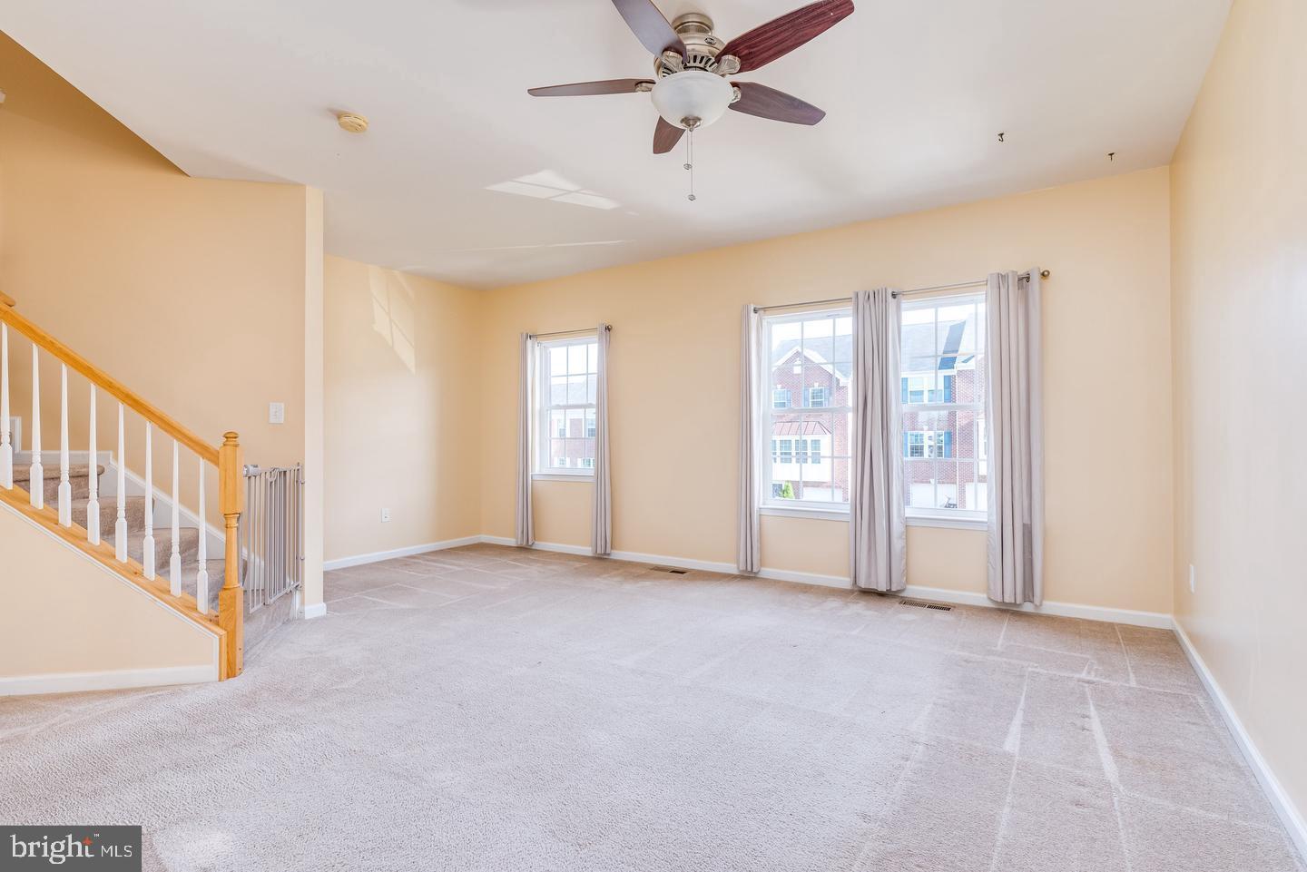 WINDMILL CROSSING - Residential Lease