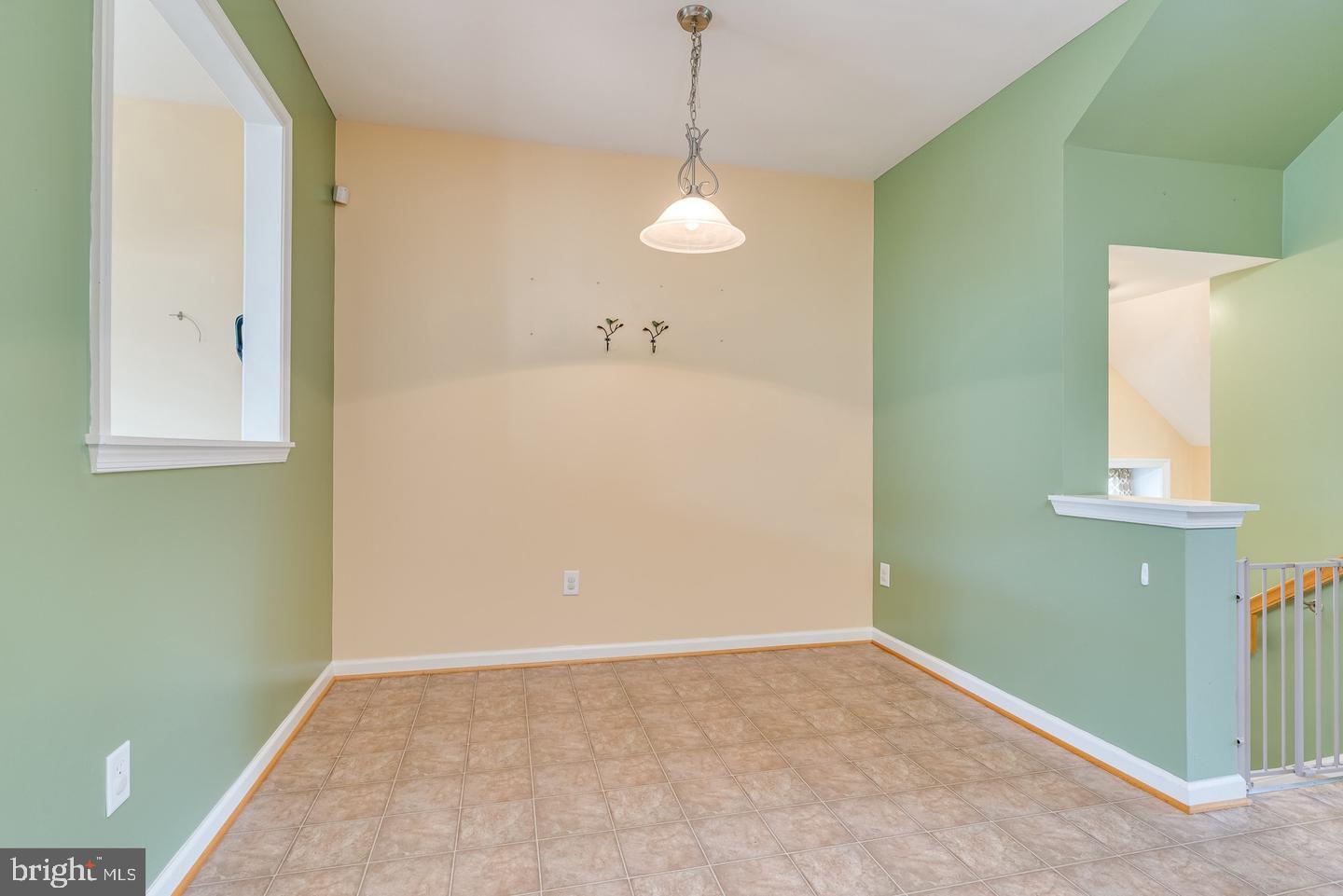 WINDMILL CROSSING - Residential Lease