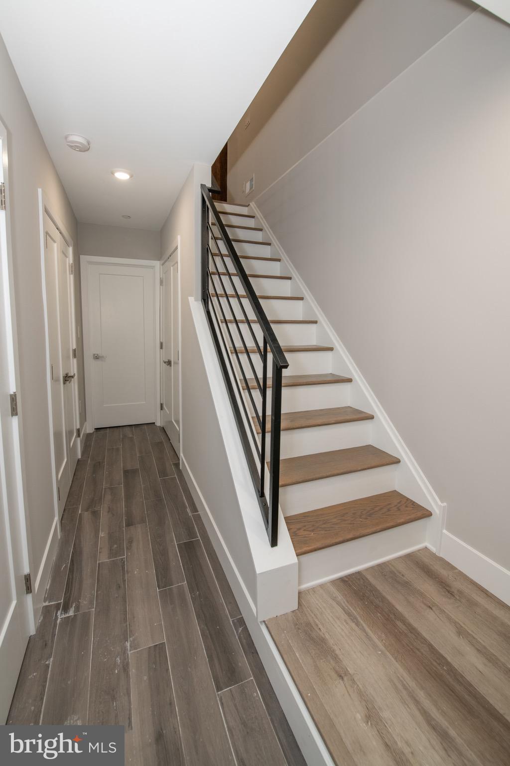 EAST KENSINGTON - Residential Income