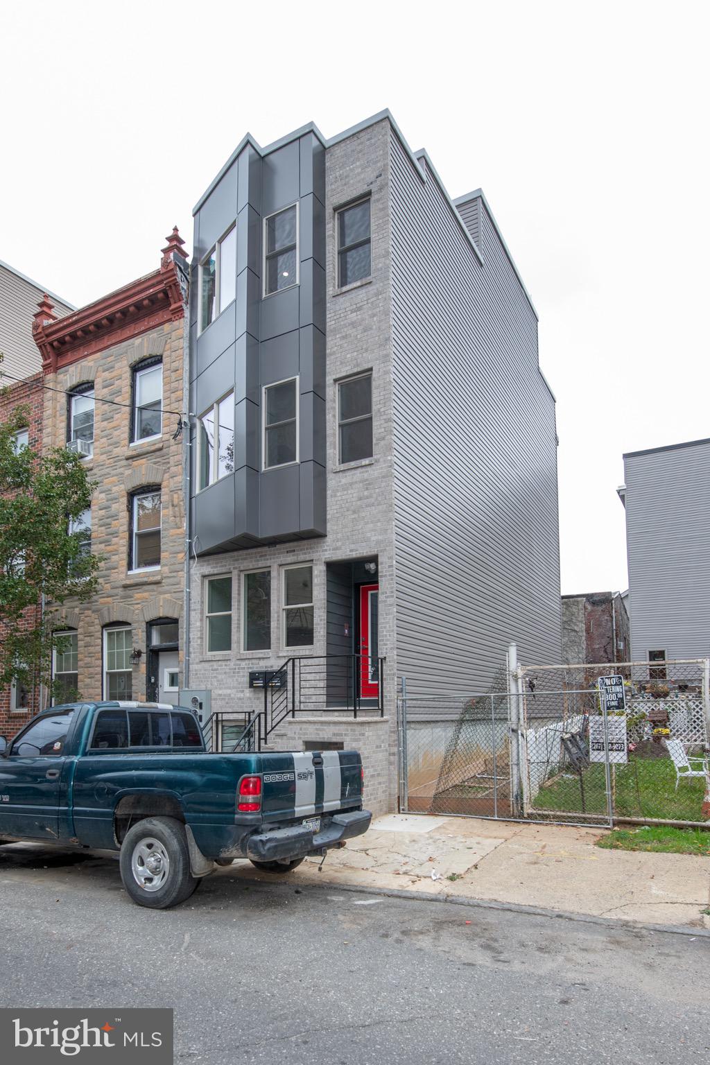 EAST KENSINGTON - Residential Income