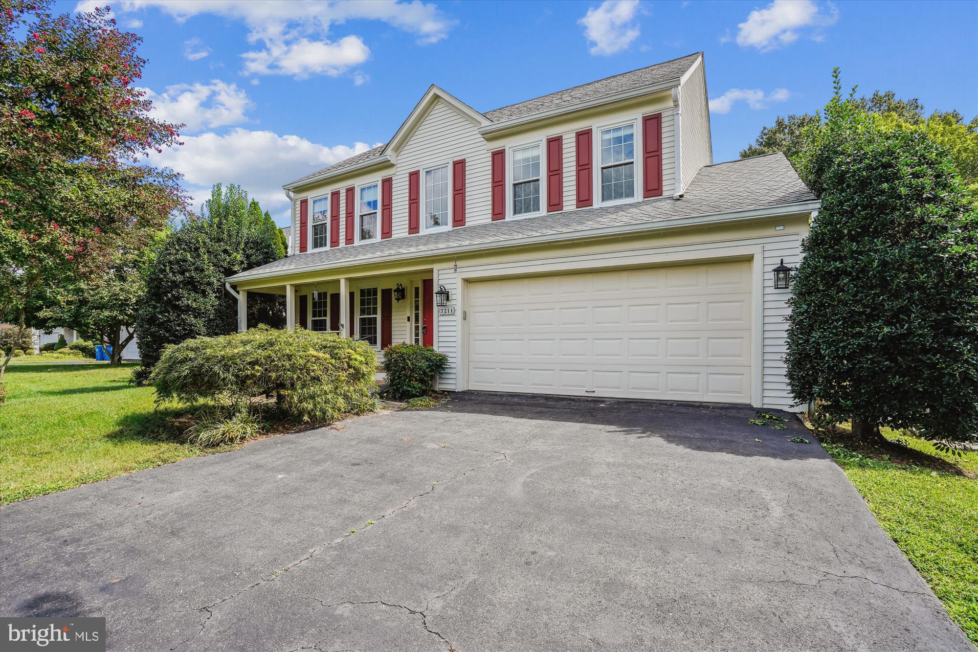 7211 BONNIEMILL LANE
