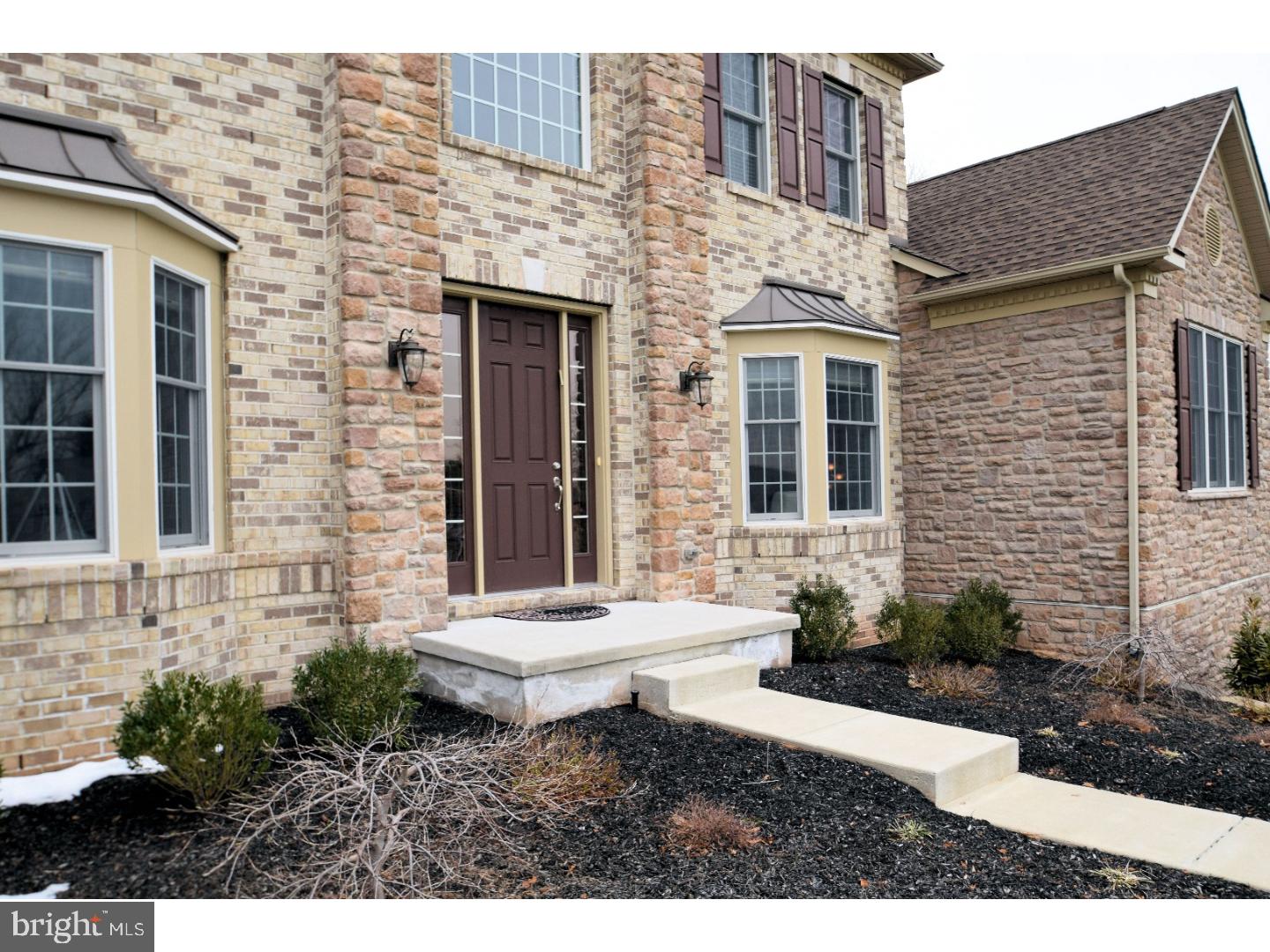 DUTCHESS FARM ESTS - Residential