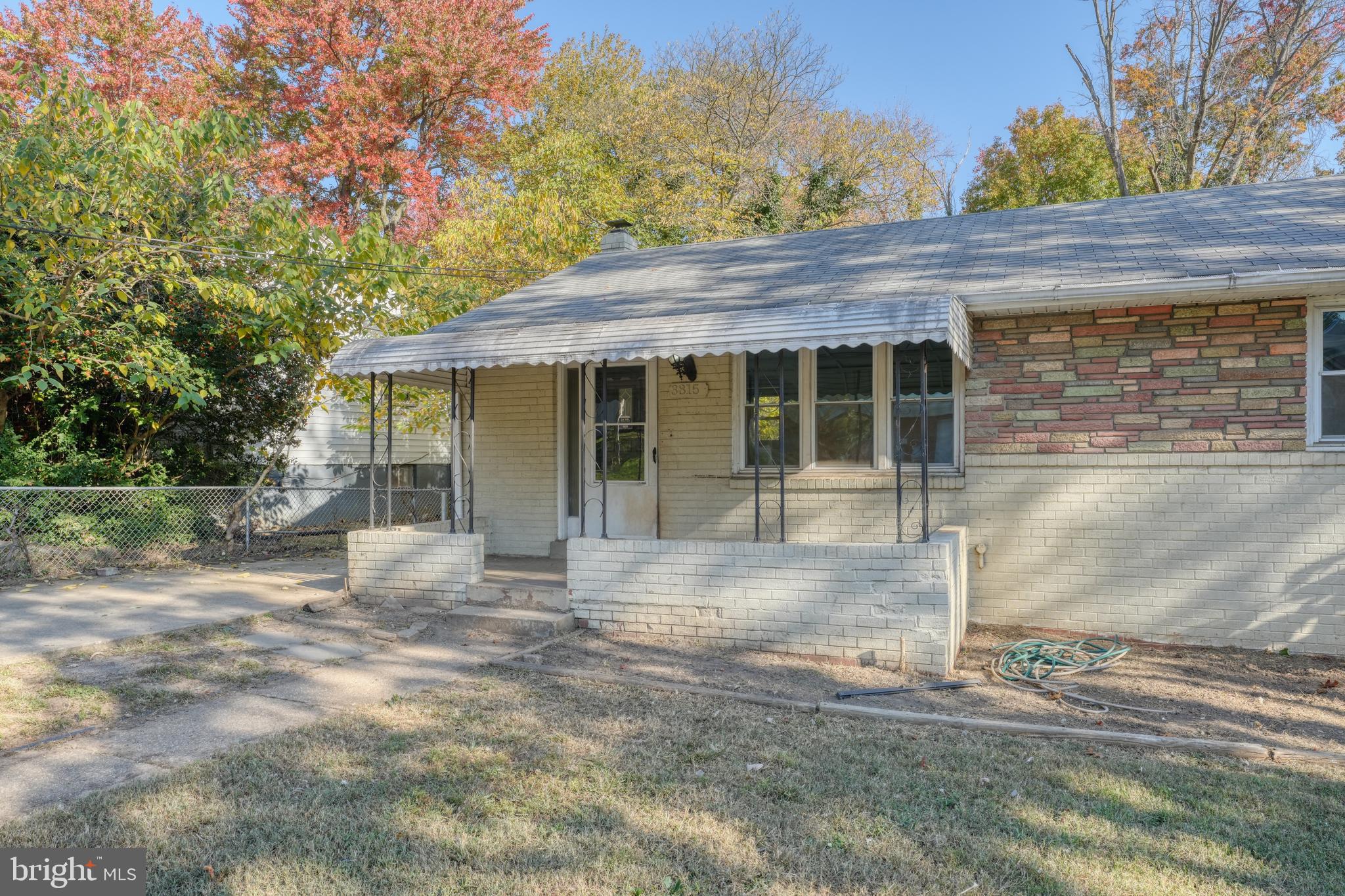 LANDOVER HILLS - Residential