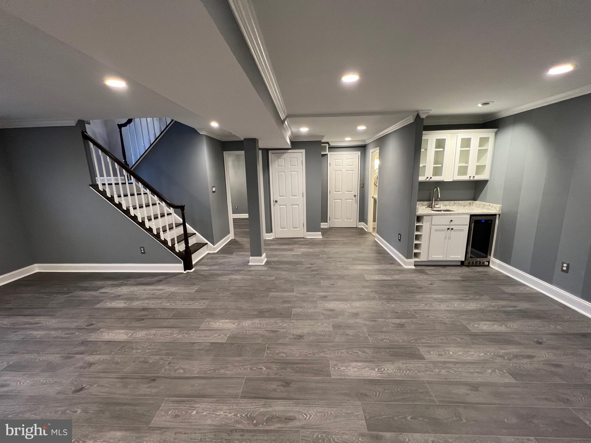 BRIARWOOD - Residential Lease