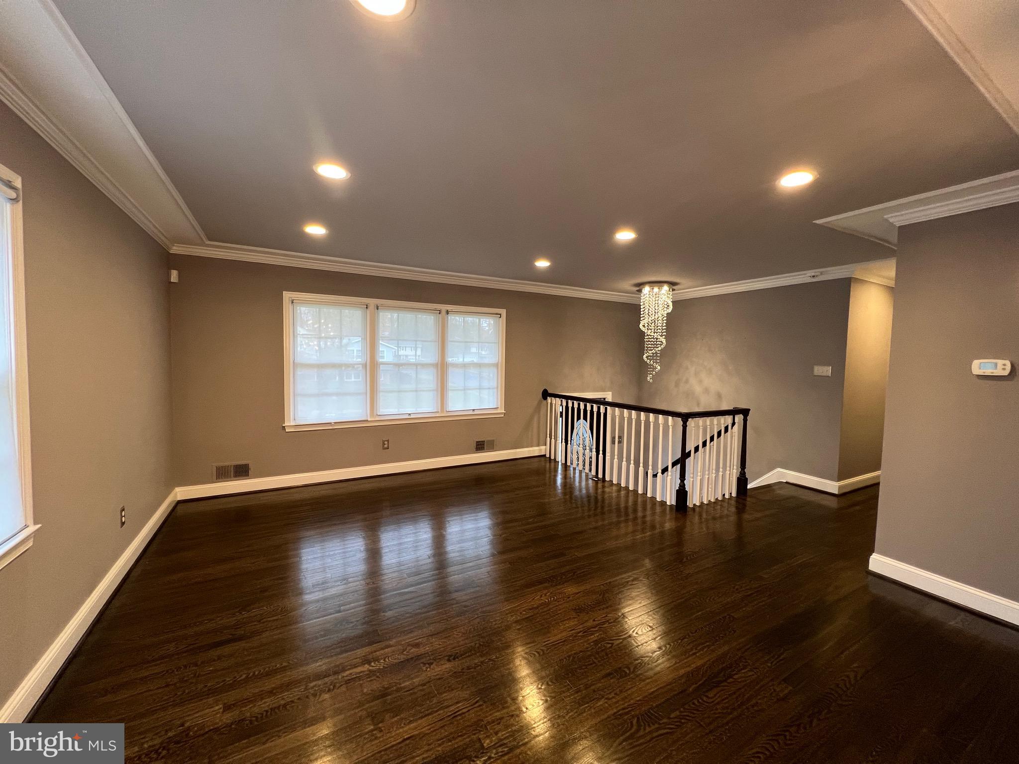 BRIARWOOD - Residential Lease