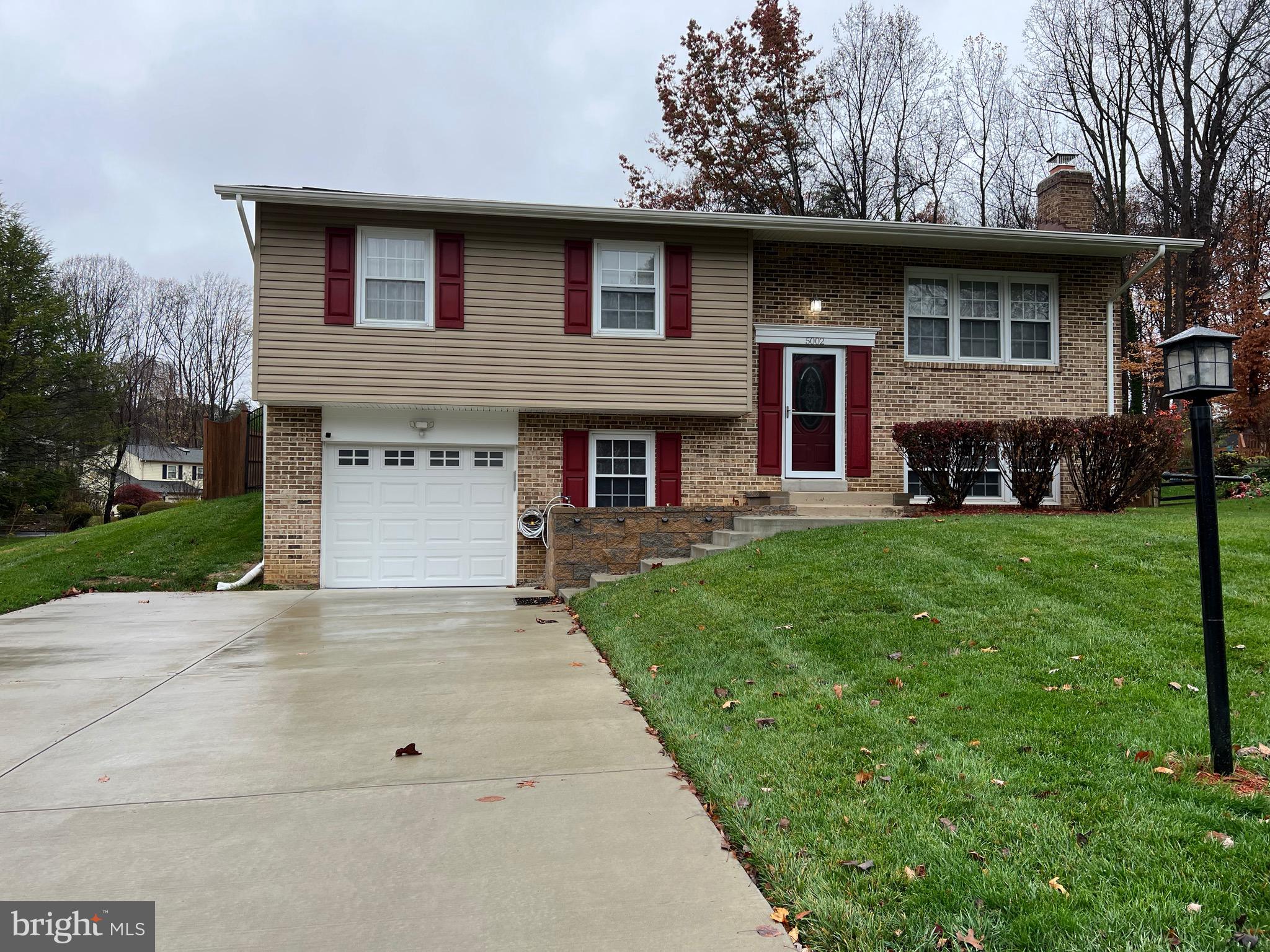 BRIARWOOD - Residential Lease