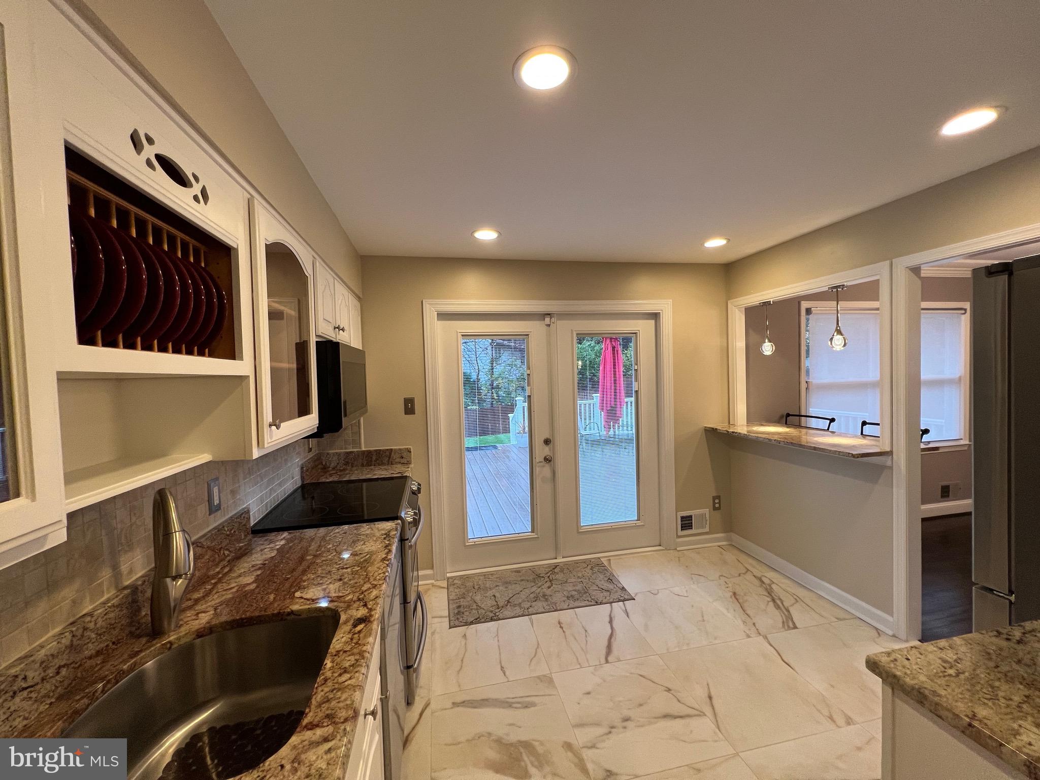 BRIARWOOD - Residential Lease