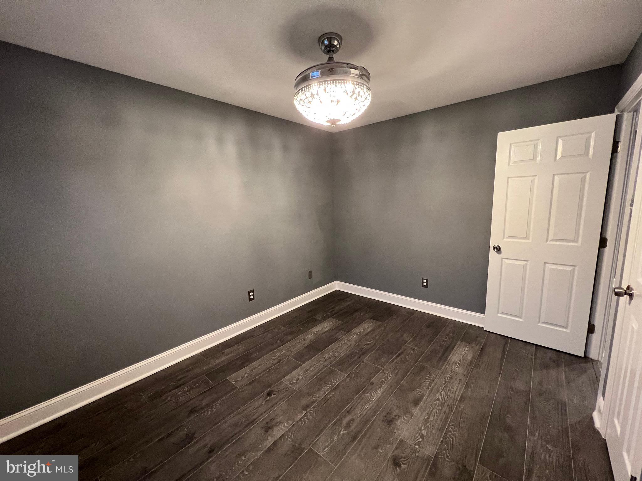 BRIARWOOD - Residential Lease