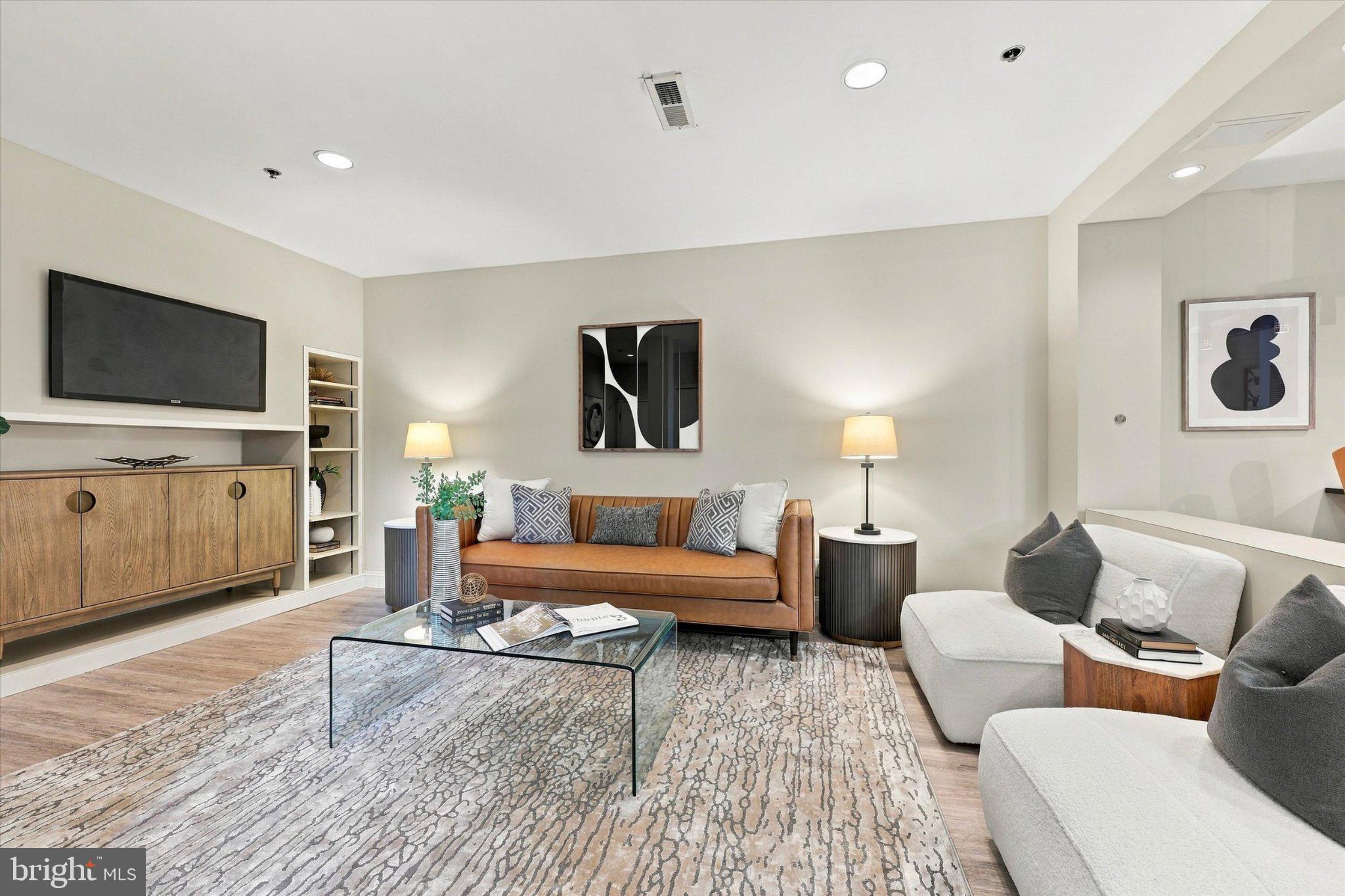 306 CHERRY STREET 1R