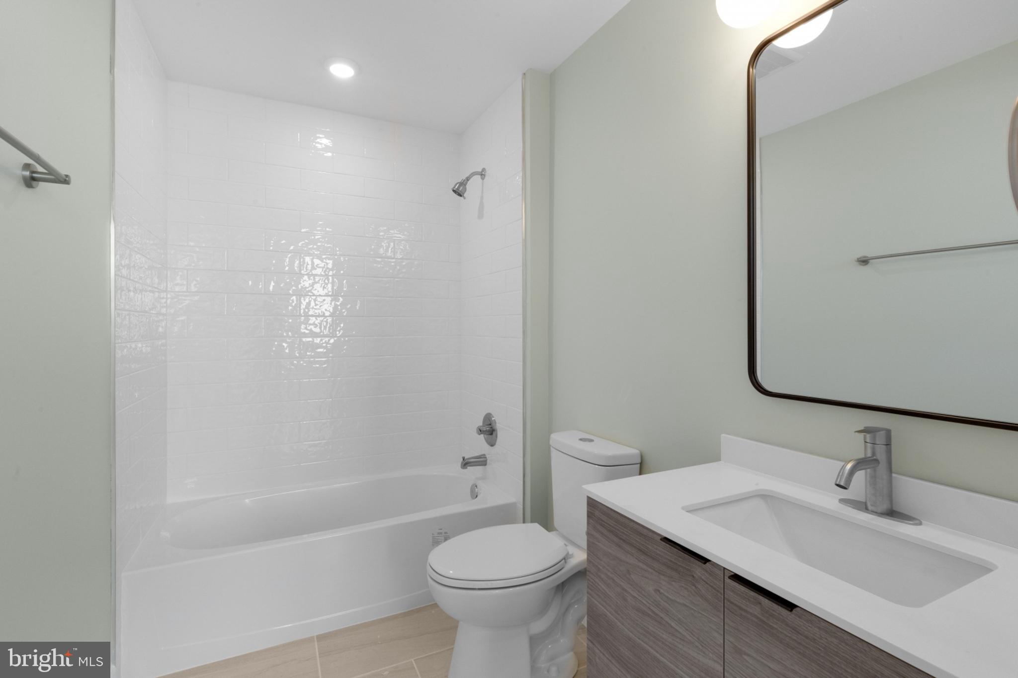 DICKINSON NARROWS - Residential Lease