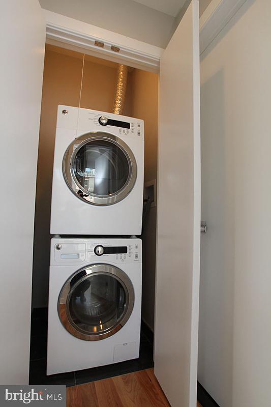 GRADUATE HOSPITAL - Residential Lease