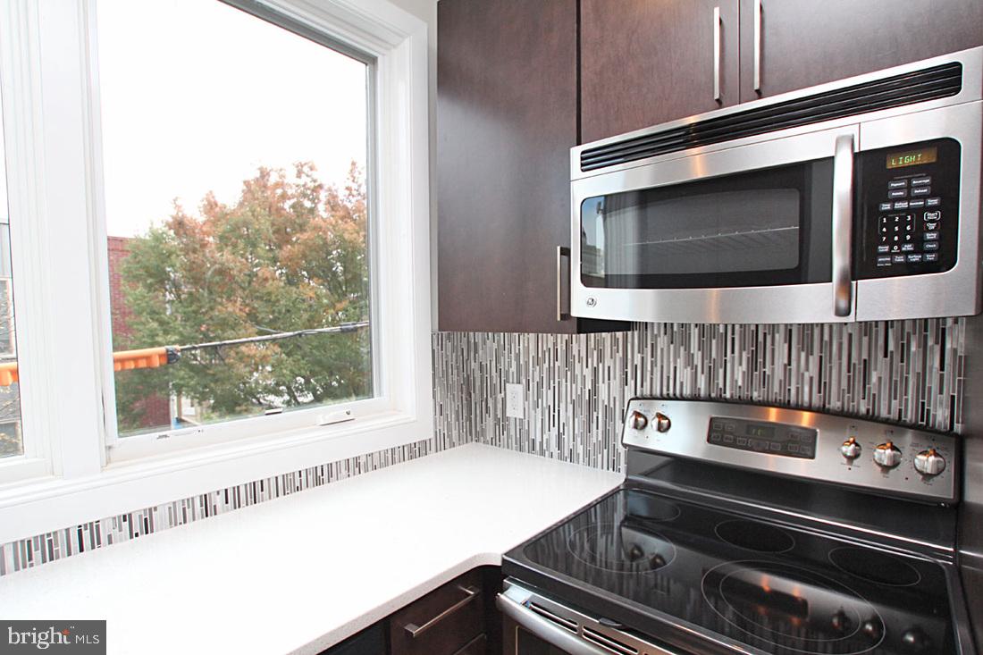 GRADUATE HOSPITAL - Residential Lease