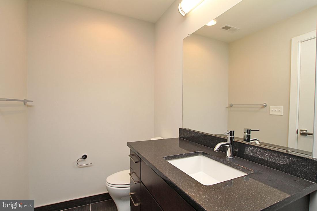 GRADUATE HOSPITAL - Residential Lease