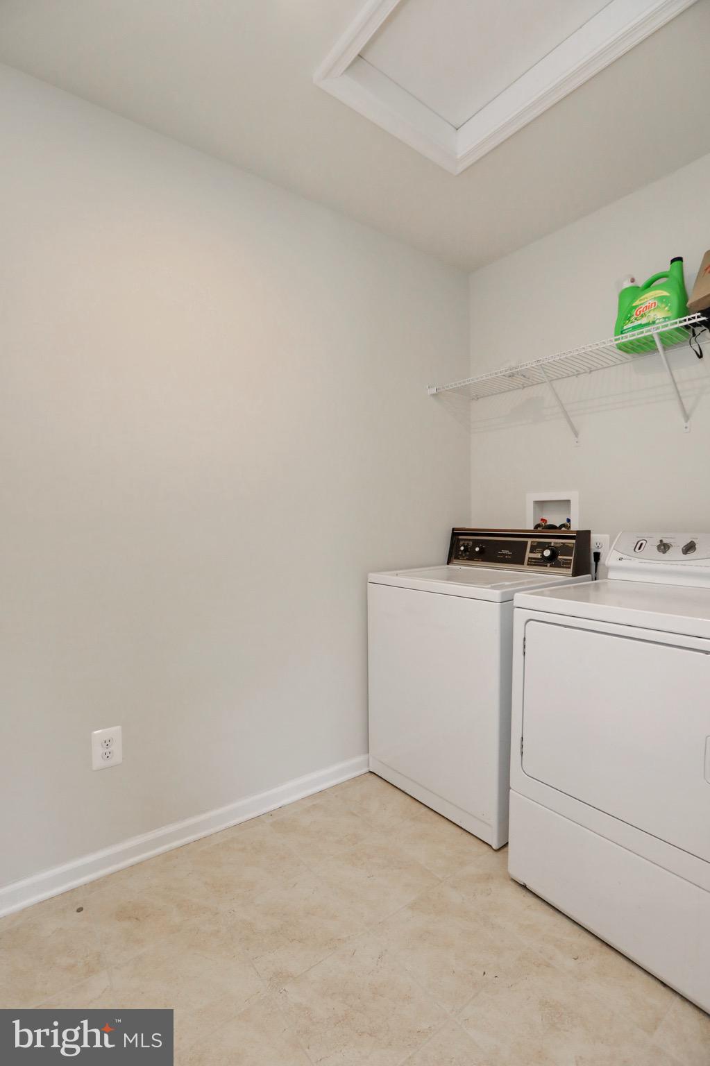 FIELDSIDE AT ST CHARLES - Residential