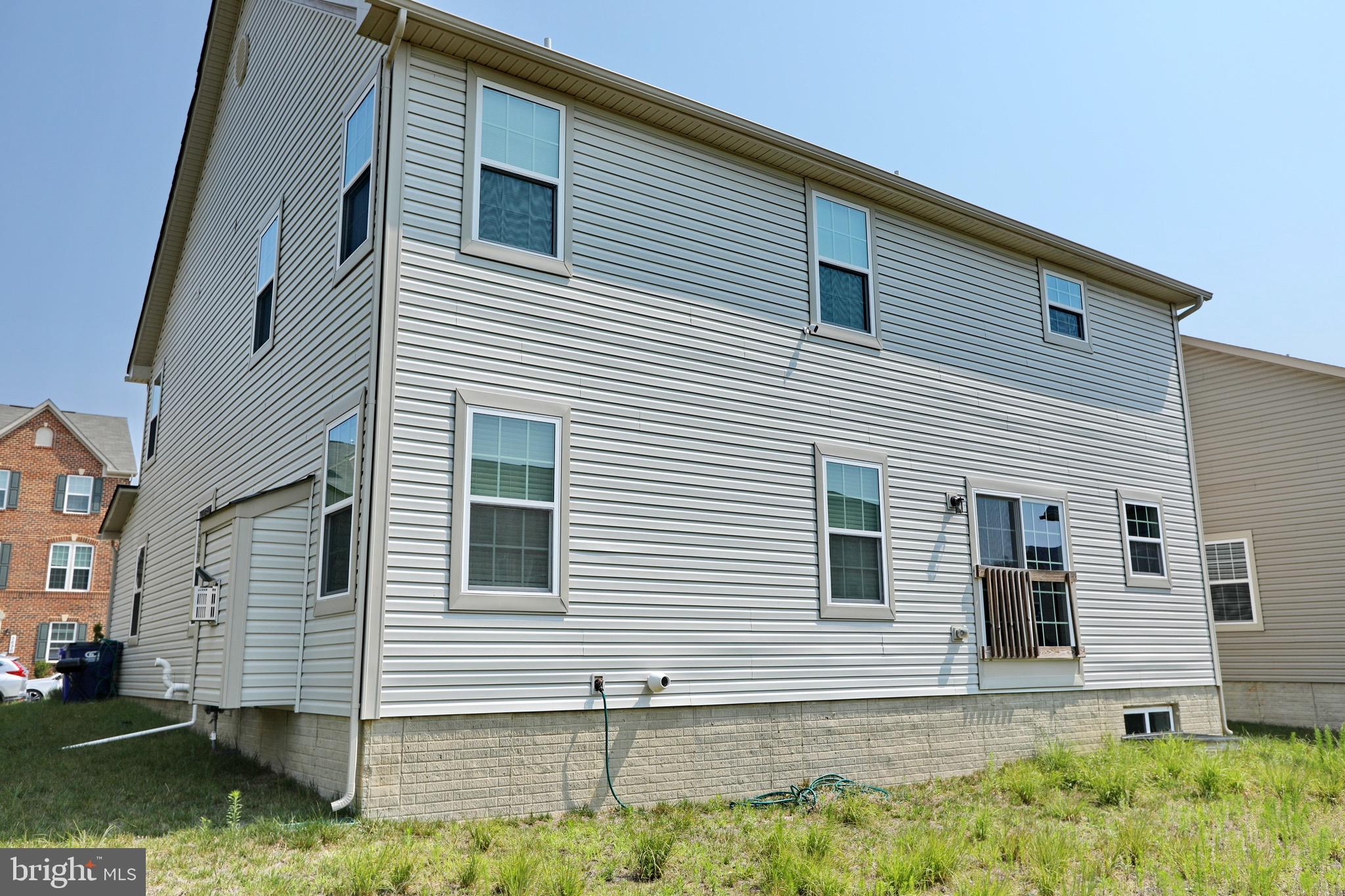 FIELDSIDE AT ST CHARLES - Residential