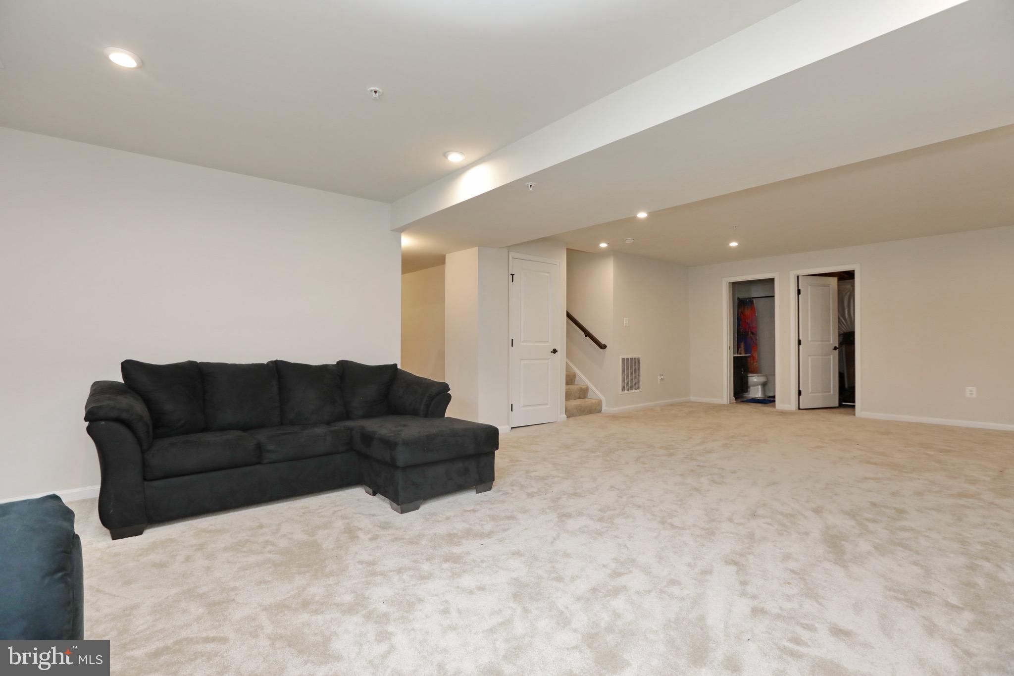 FIELDSIDE AT ST CHARLES - Residential