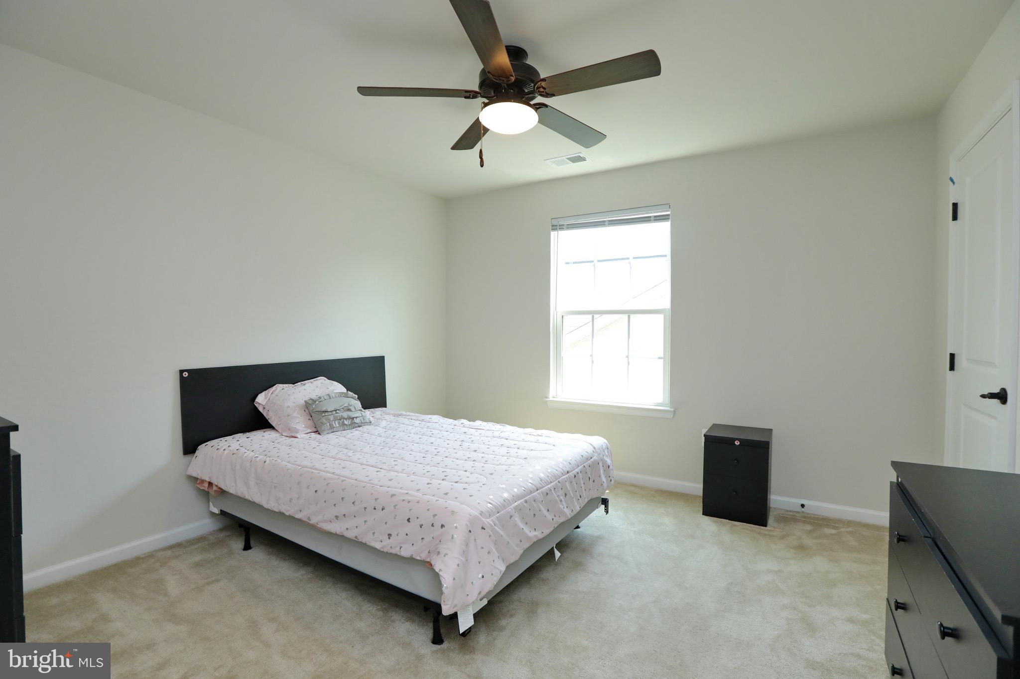 FIELDSIDE AT ST CHARLES - Residential