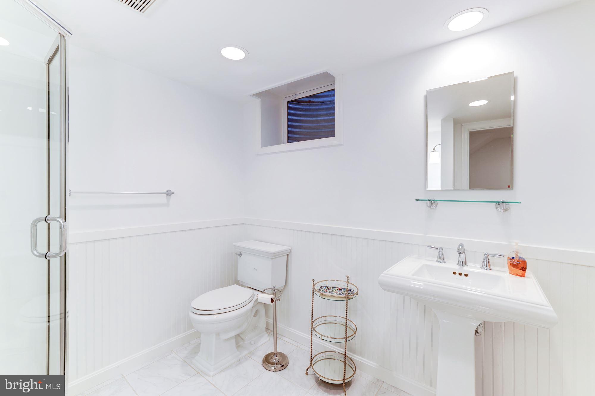 WOLF TRAP WOODS - Residential