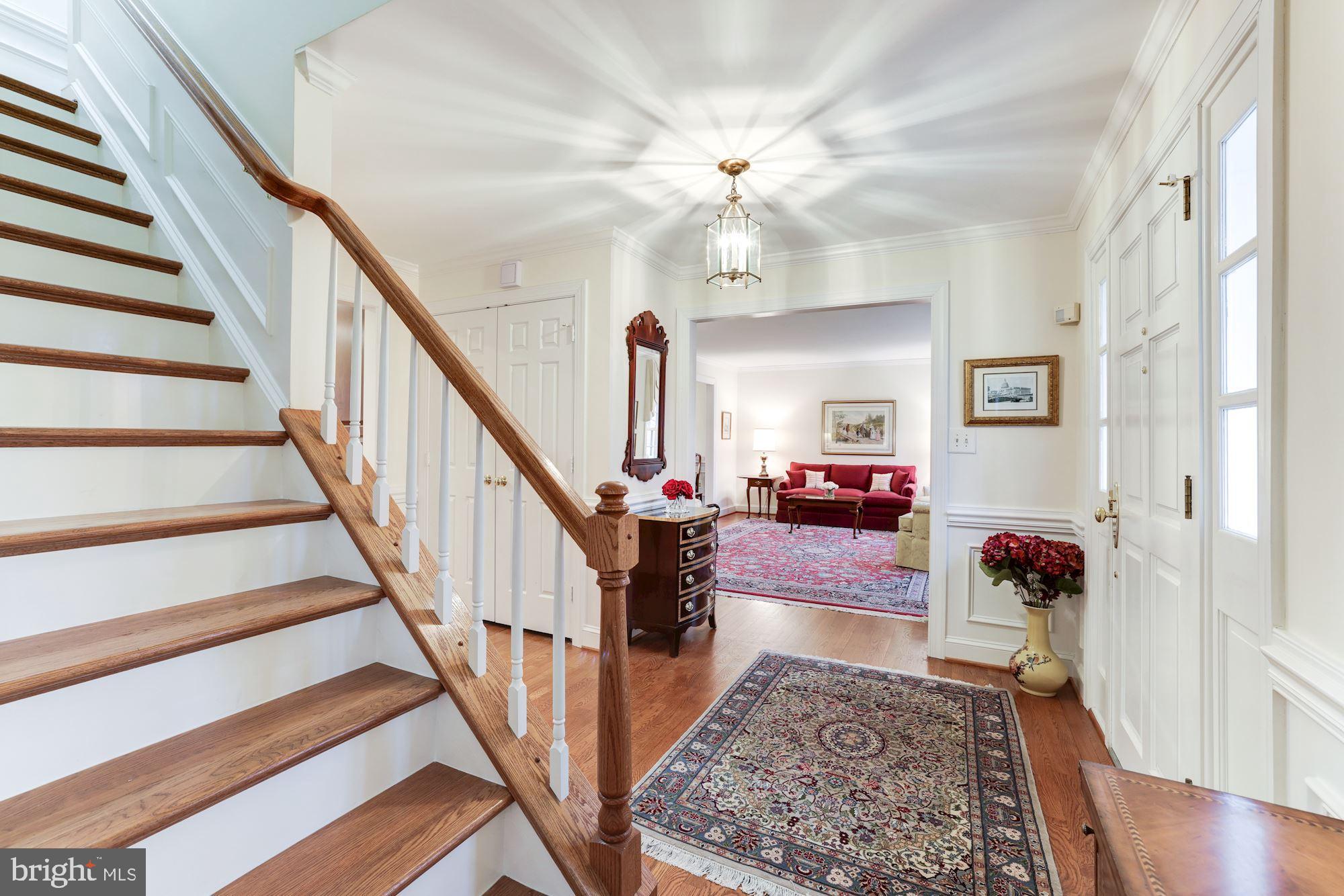 WOLF TRAP WOODS - Residential