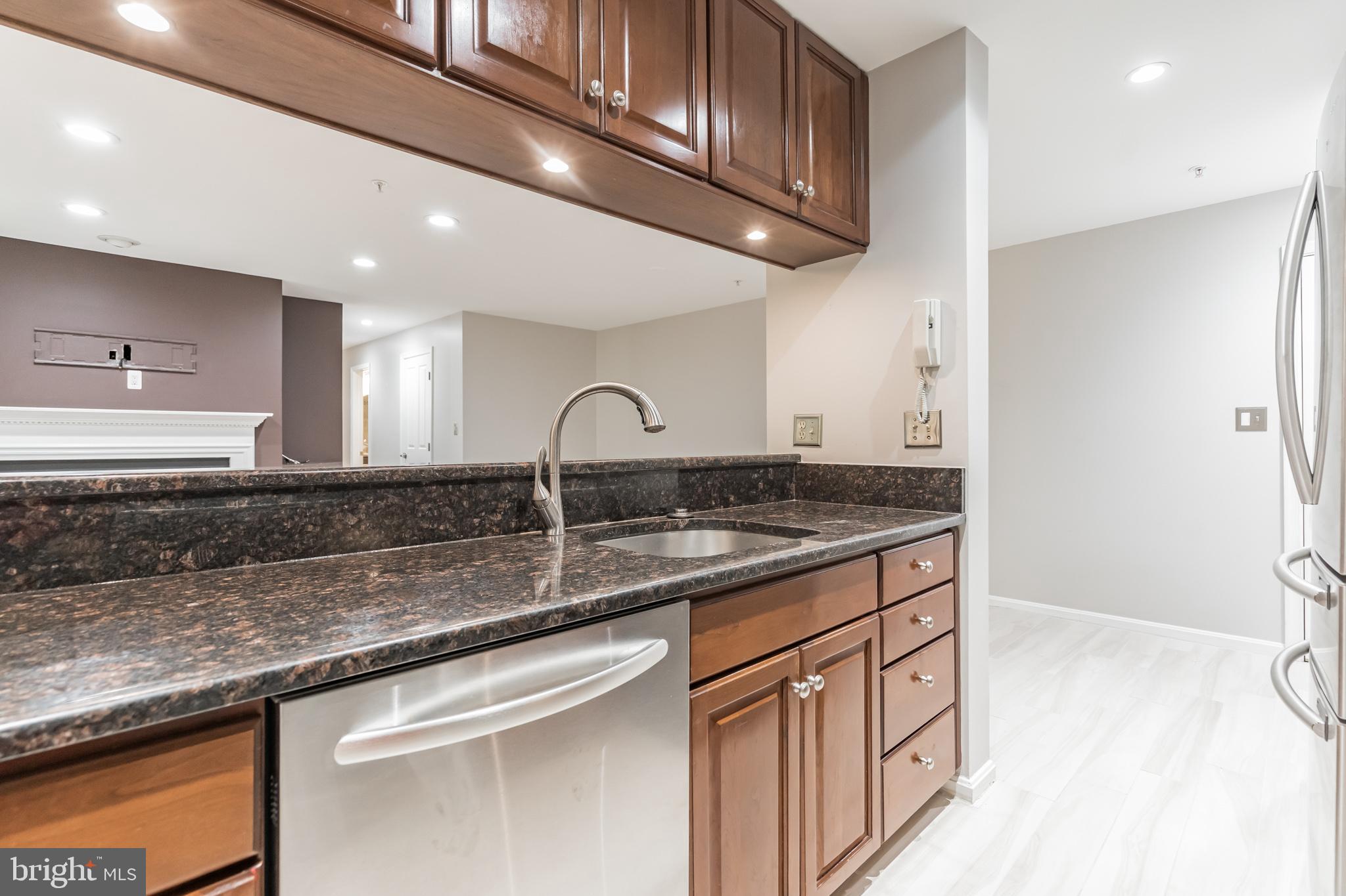 FAIRMONT CONDO - Residential Lease