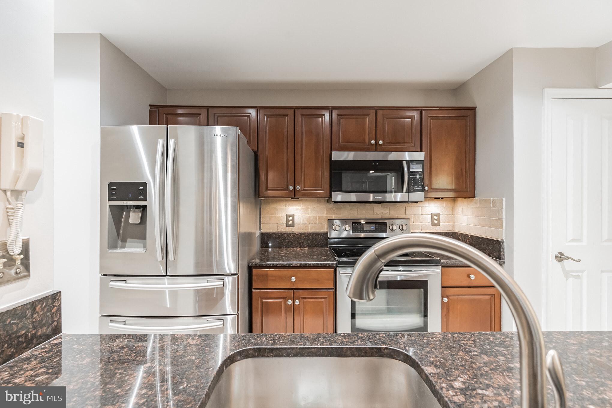 FAIRMONT CONDO - Residential Lease