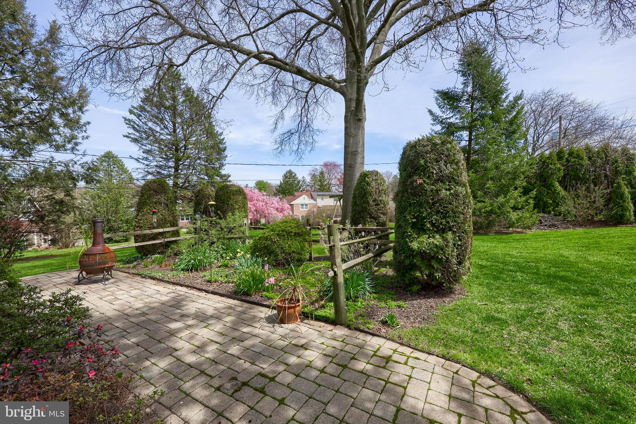 WHITFIELD - Residential