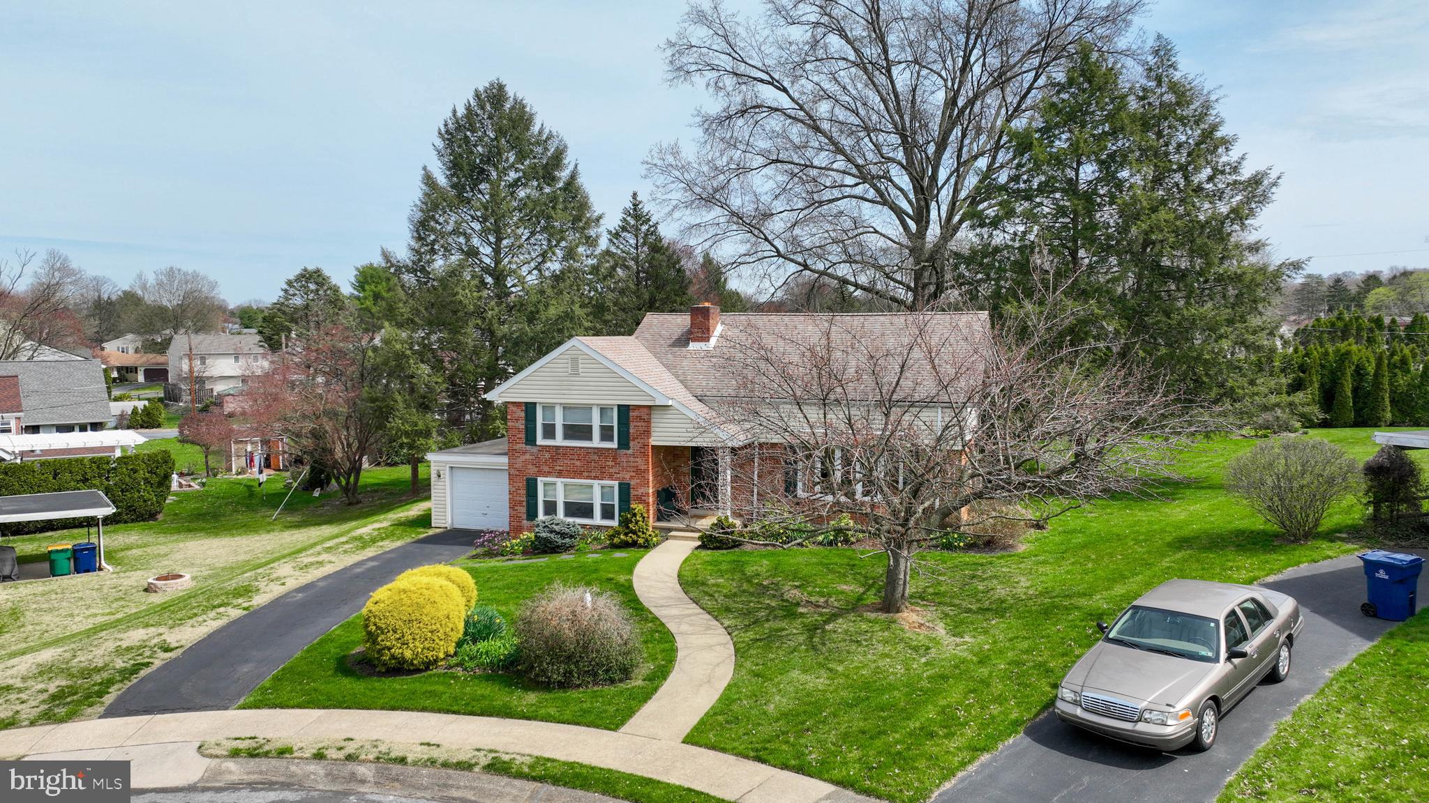 WHITFIELD - Residential