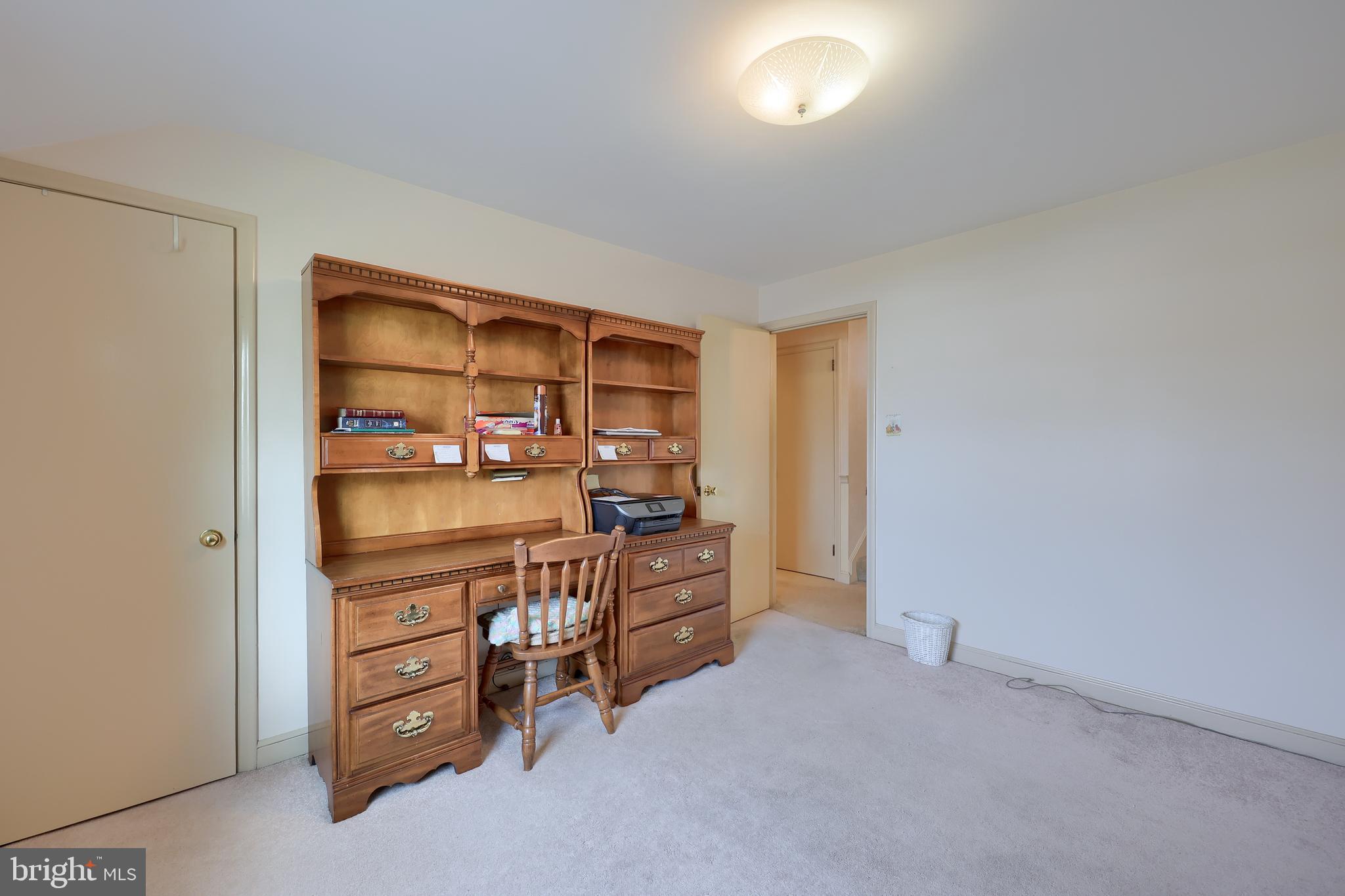 WHITFIELD - Residential