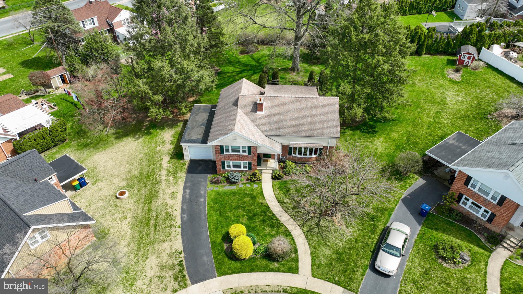 WHITFIELD - Residential