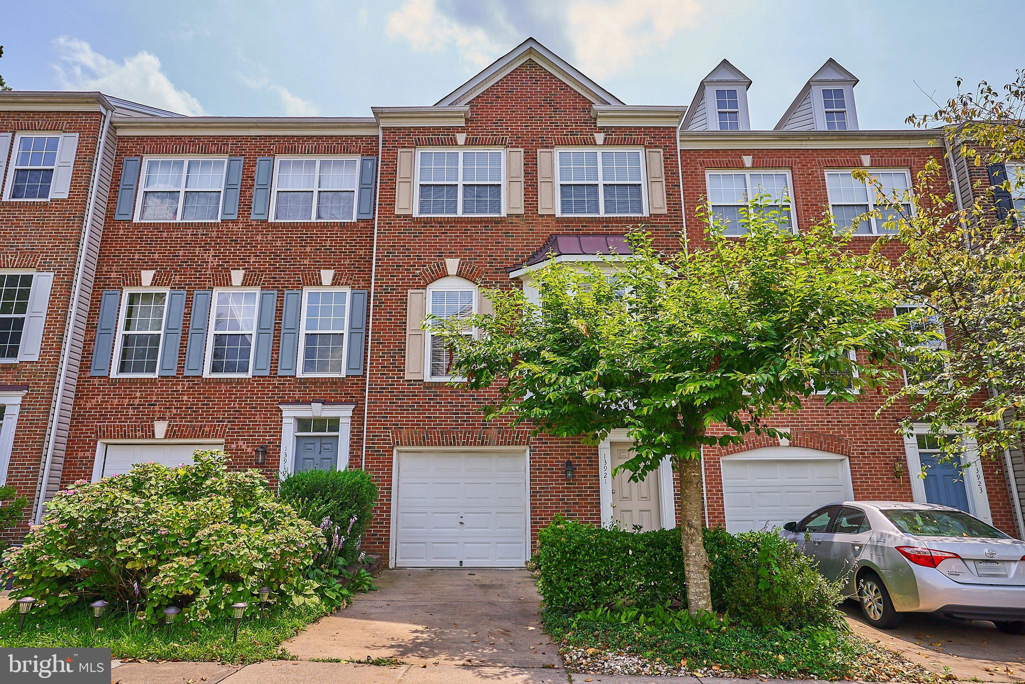 DEERFIELD RIDGE - Residential Lease