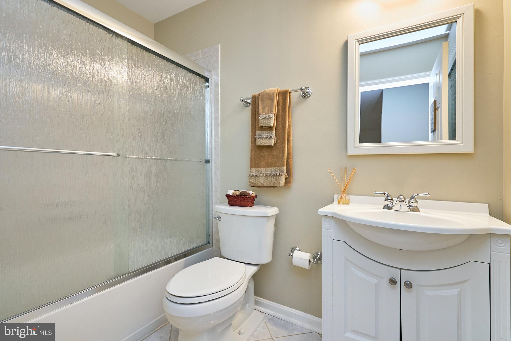 DEERFIELD RIDGE - Residential Lease