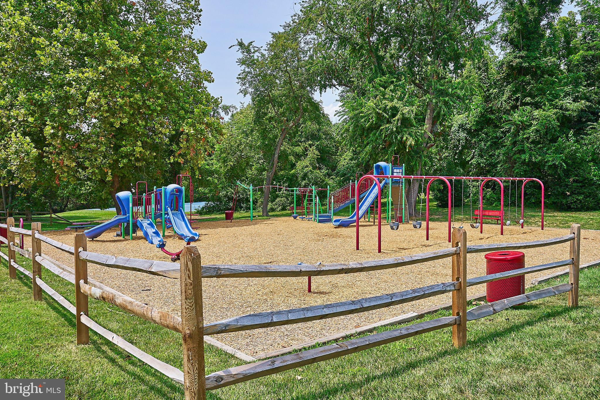 DEERFIELD RIDGE - Residential Lease